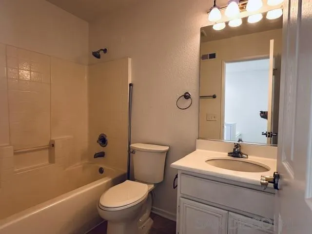 https://cdn.realtyfeed.com/cdn/127/260015058/da9dfb4ea2369dcc08b3551e7cef4e42.webp
