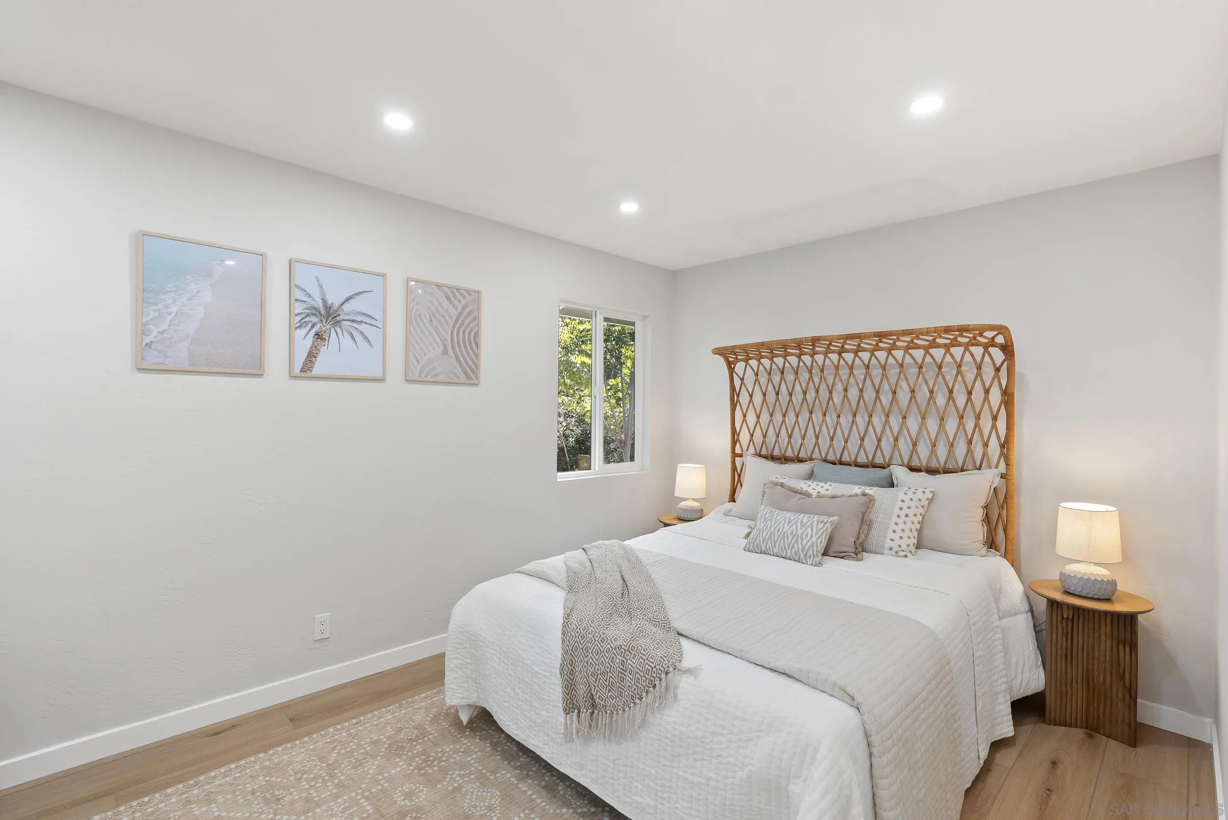 https://cdn.realtyfeed.com/cdn/127/260015061/0df0efc528e29dd6f5eb2d960d0ffc29.webp
