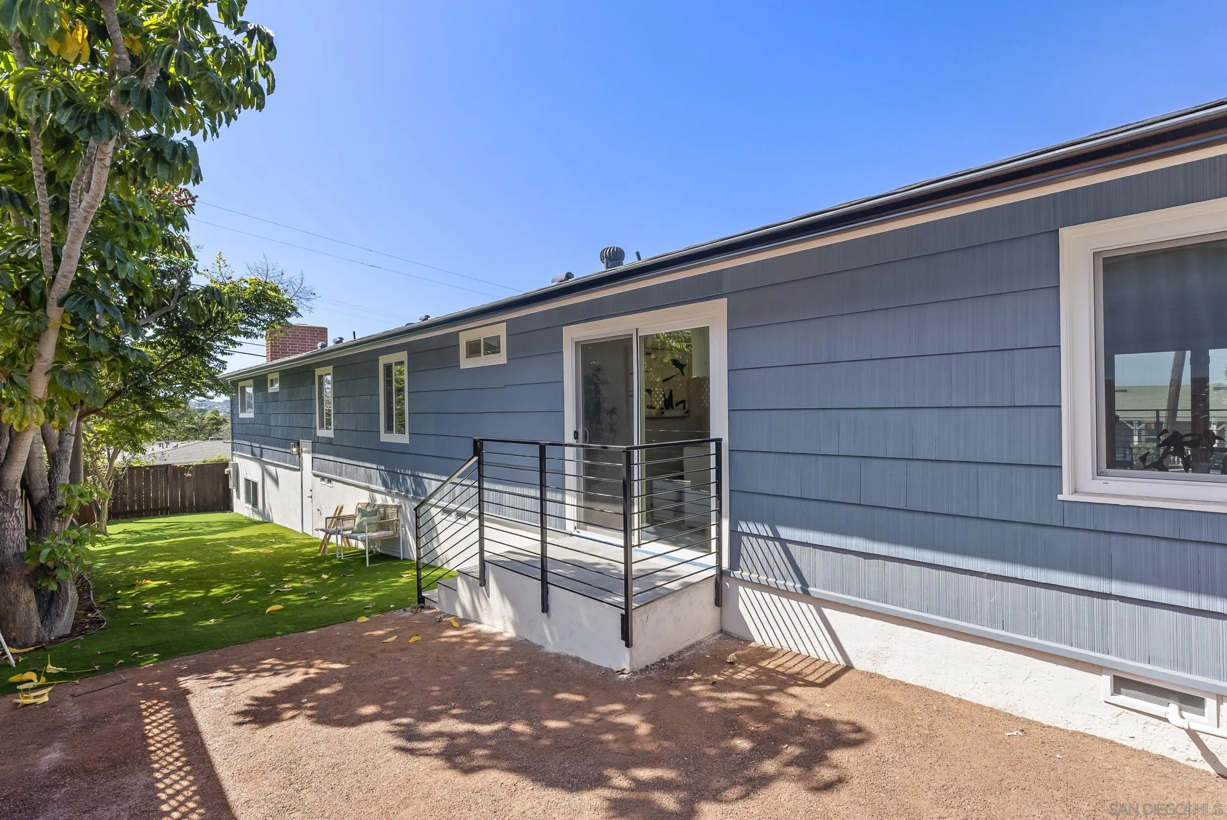 https://cdn.realtyfeed.com/cdn/127/260015061/2e99511319a6bbdf063b3a0303e414b4.webp