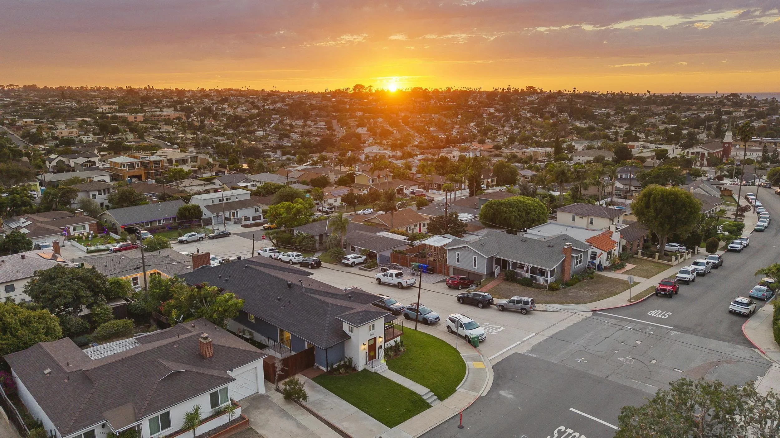 https://cdn.realtyfeed.com/cdn/127/260015061/b65260b2ac173d149a437eb26097ed9c.webp
