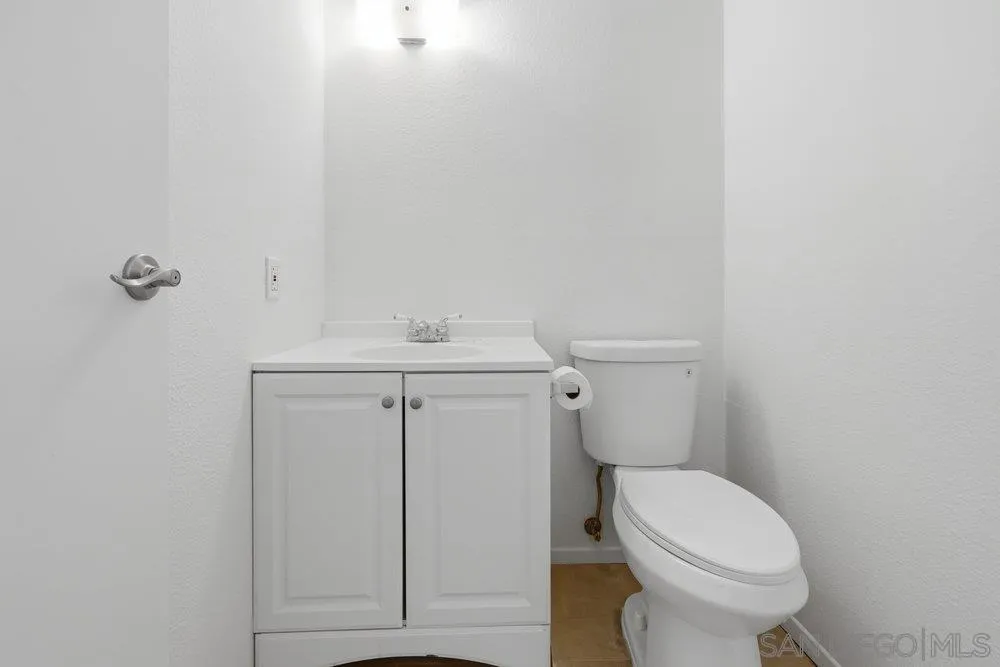 https://cdn.realtyfeed.com/cdn/127/260015062/12e4c191ba192fc54a81ab34b547c70d.webp