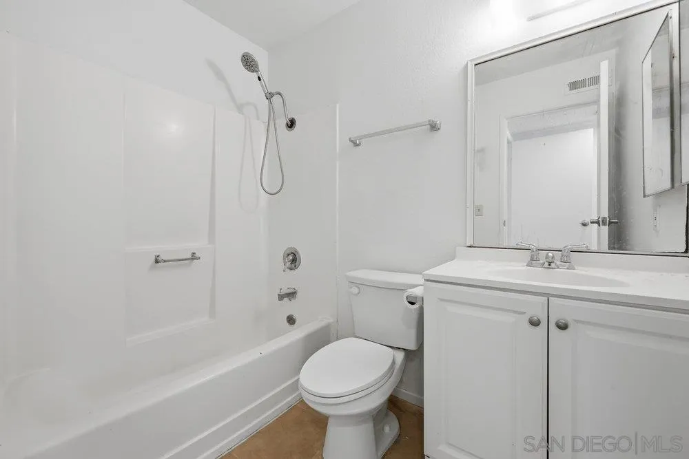 https://cdn.realtyfeed.com/cdn/127/260015062/a40ee2ccbdd1281b8f5768ff00833c81.webp