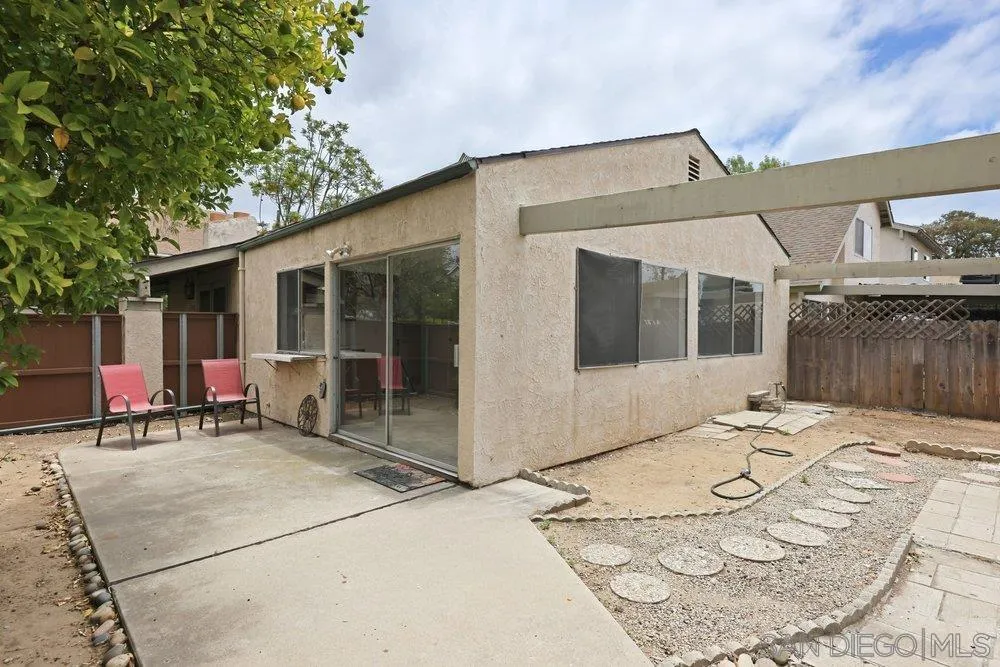 https://cdn.realtyfeed.com/cdn/127/260015062/a8b254a4e18bc93d40a0ed66c5cd6710.webp