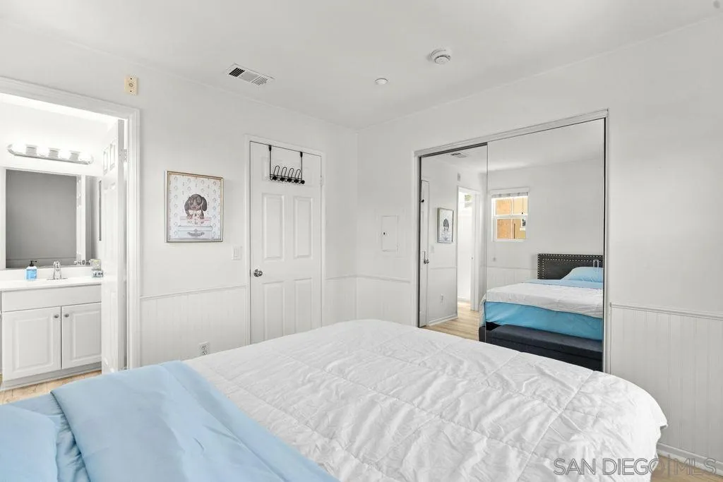 https://cdn.realtyfeed.com/cdn/127/260015064/ab9949b4d9d965f3ce3c67479e3edcac.webp