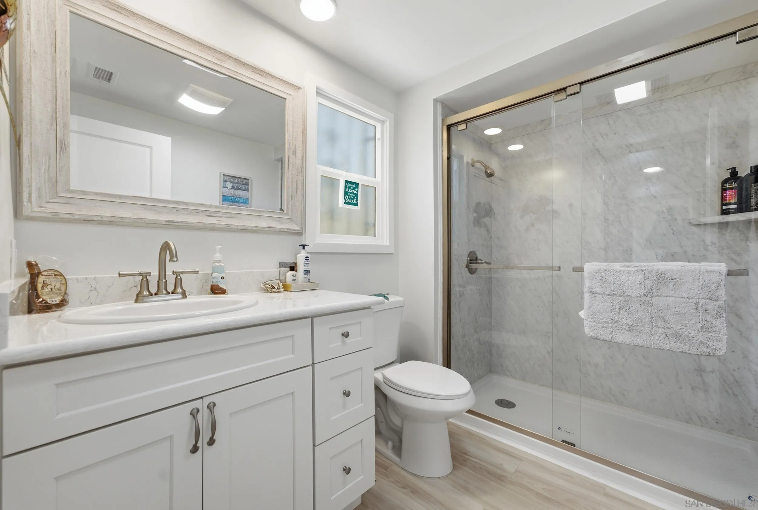 https://cdn.realtyfeed.com/cdn/127/260015065/128c531b3128b3ac1b5495e4fee2db42.webp
