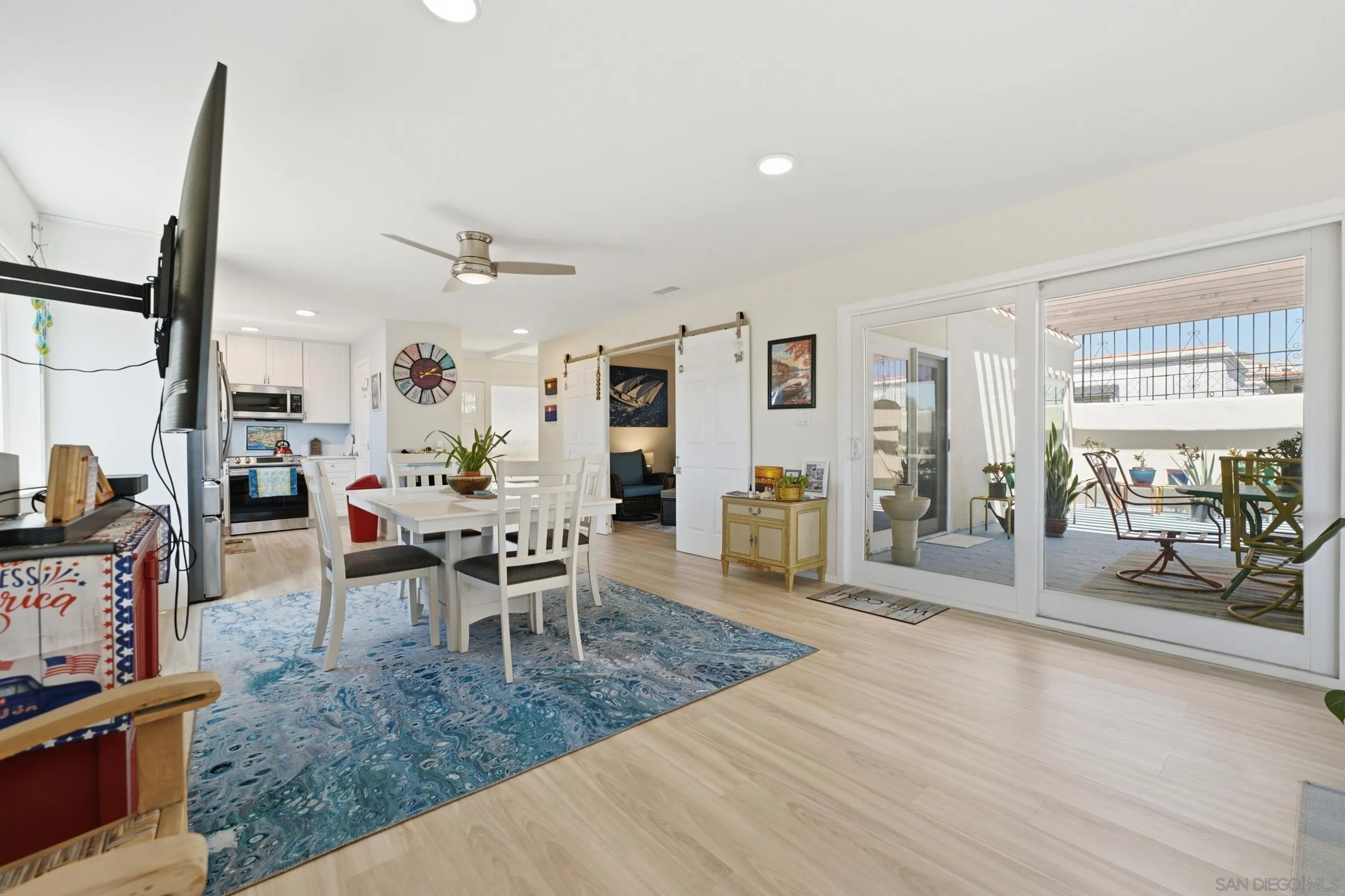 https://cdn.realtyfeed.com/cdn/127/260015065/3b39b63cdc54ebc18e0cdf6daff5a315.webp