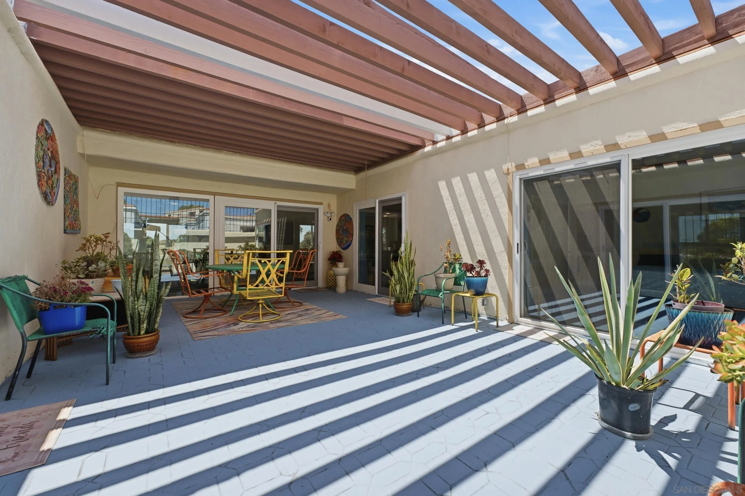 https://cdn.realtyfeed.com/cdn/127/260015065/b3ce3751231741e22261d46a1b261714.webp