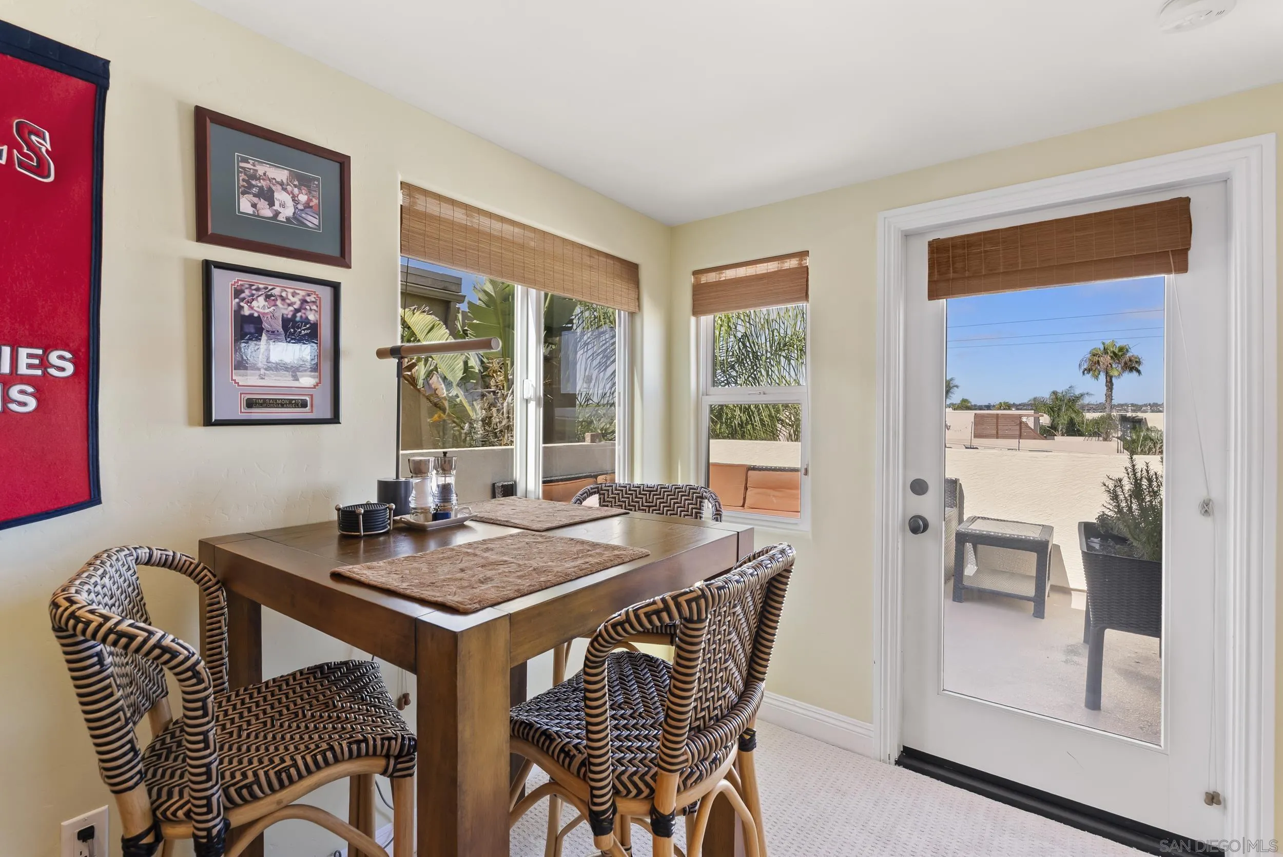 https://cdn.realtyfeed.com/cdn/127/260015066/274fab551d2130eb79e11525f4551a0b.webp