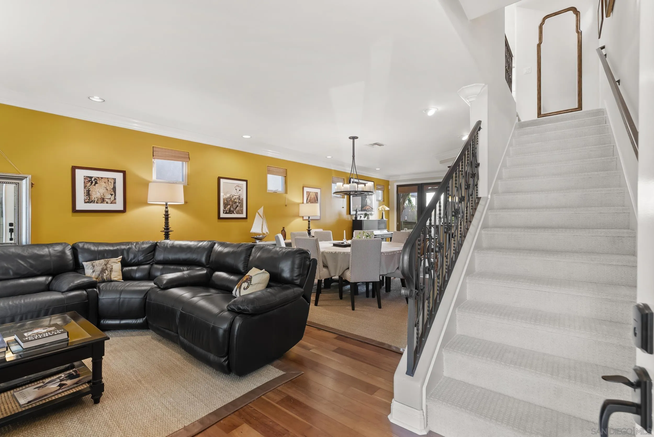 https://cdn.realtyfeed.com/cdn/127/260015066/443079bc8762969c8a7d7b266f24621c.webp