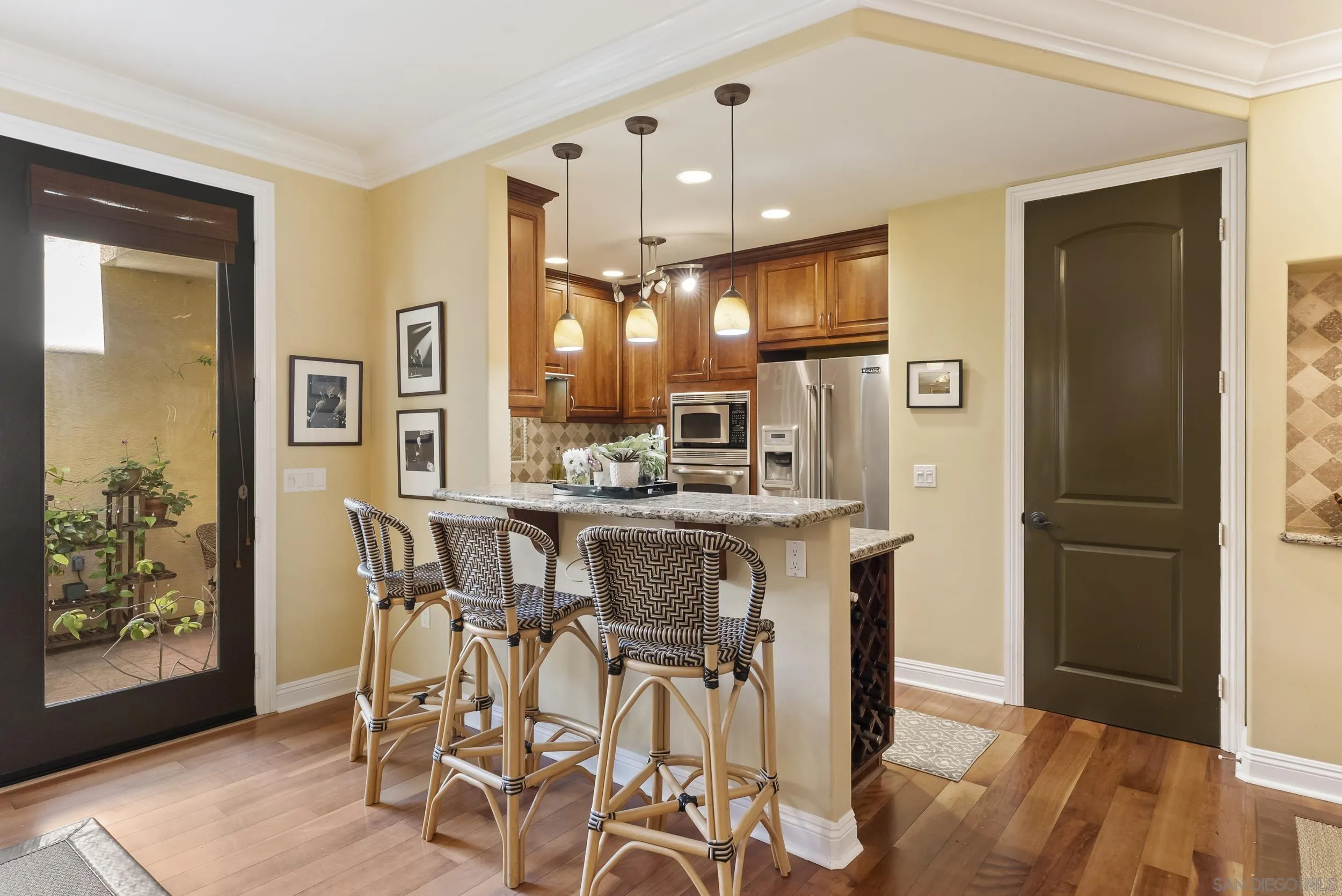 https://cdn.realtyfeed.com/cdn/127/260015066/a0c834843f48b44e4e2b8a34754b3944.webp