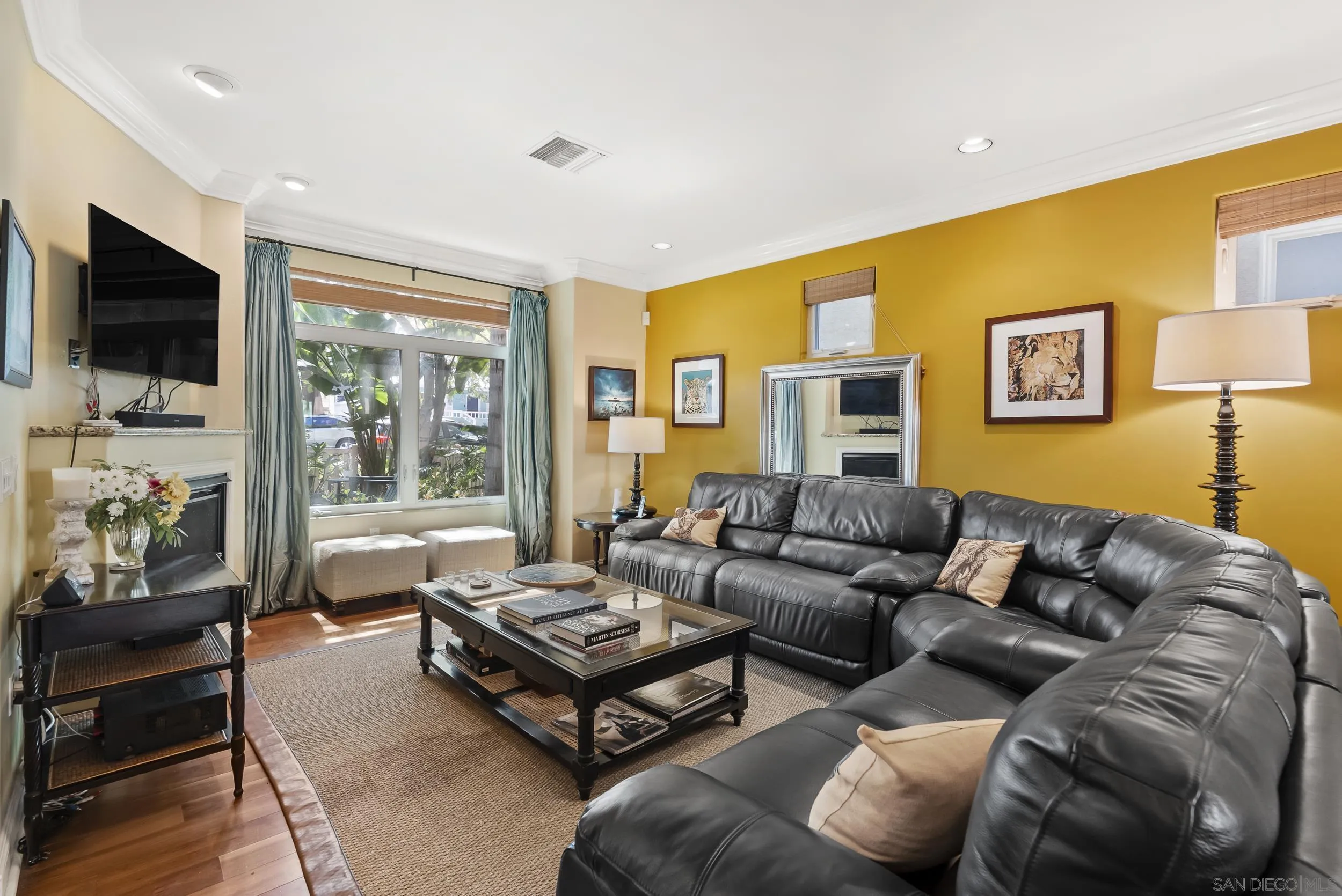 https://cdn.realtyfeed.com/cdn/127/260015066/e89d9084abe6b57a7ed7d3132aea9be3.webp
