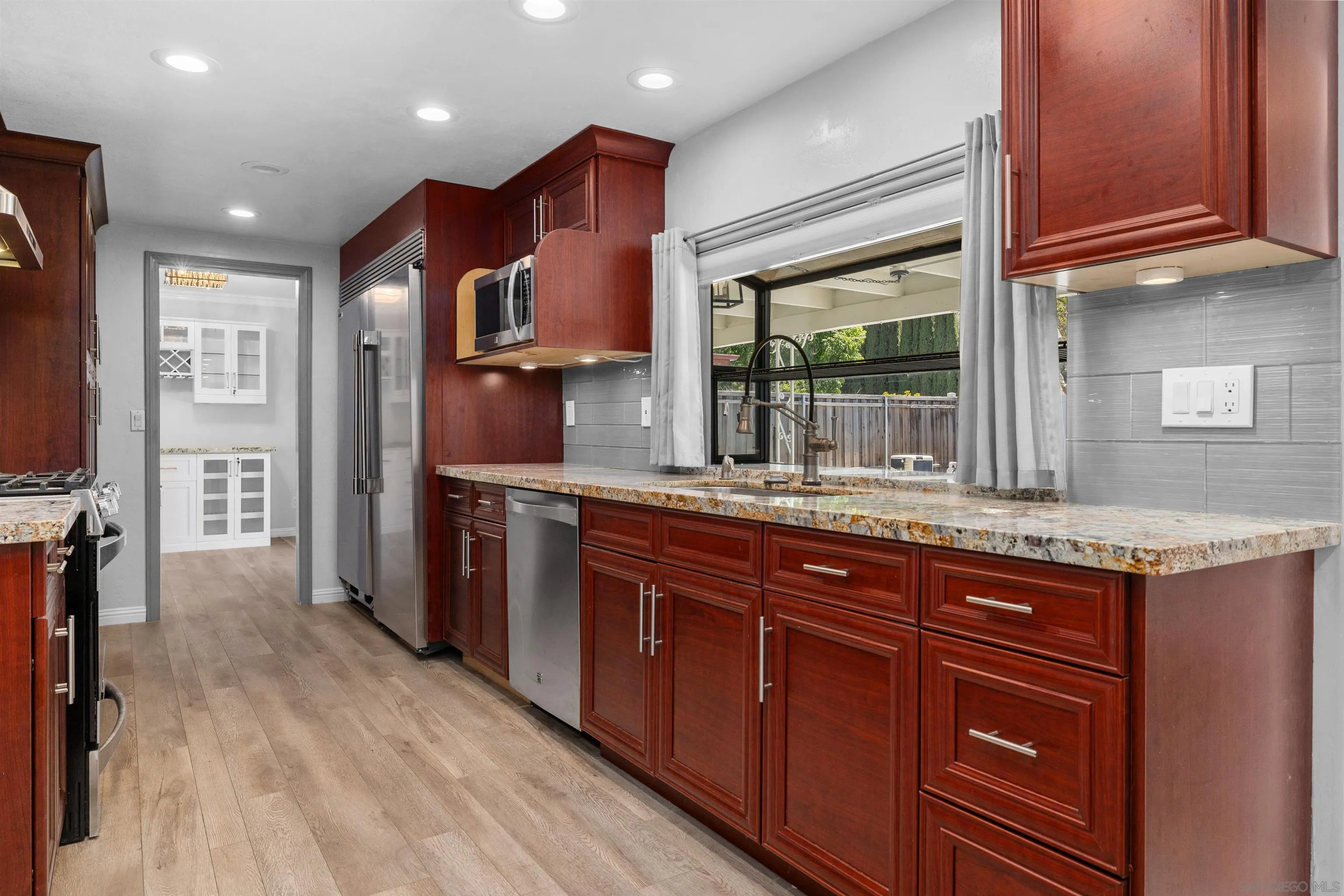 https://cdn.realtyfeed.com/cdn/127/260015067/43e5b3f1de1ad5e869ab64442fb80f83.webp