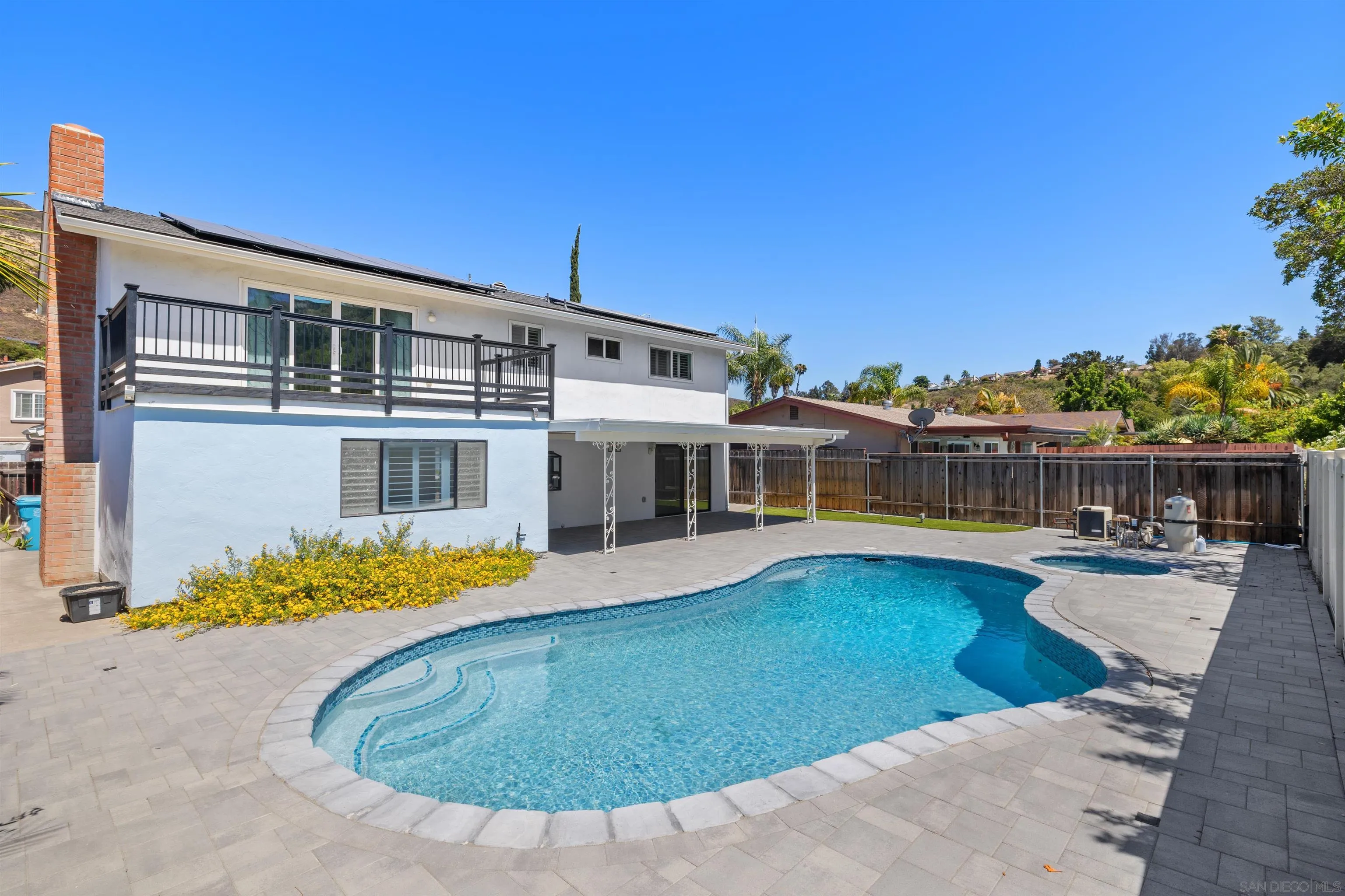 https://cdn.realtyfeed.com/cdn/127/260015067/a0920c1dffc44552a1673cc404287b35.webp