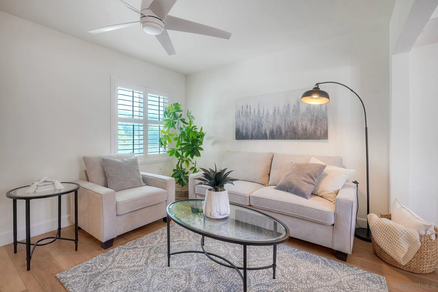 https://cdn.realtyfeed.com/cdn/127/260015068/a272bec4e3be3eedd4e5e120c94d5369.webp