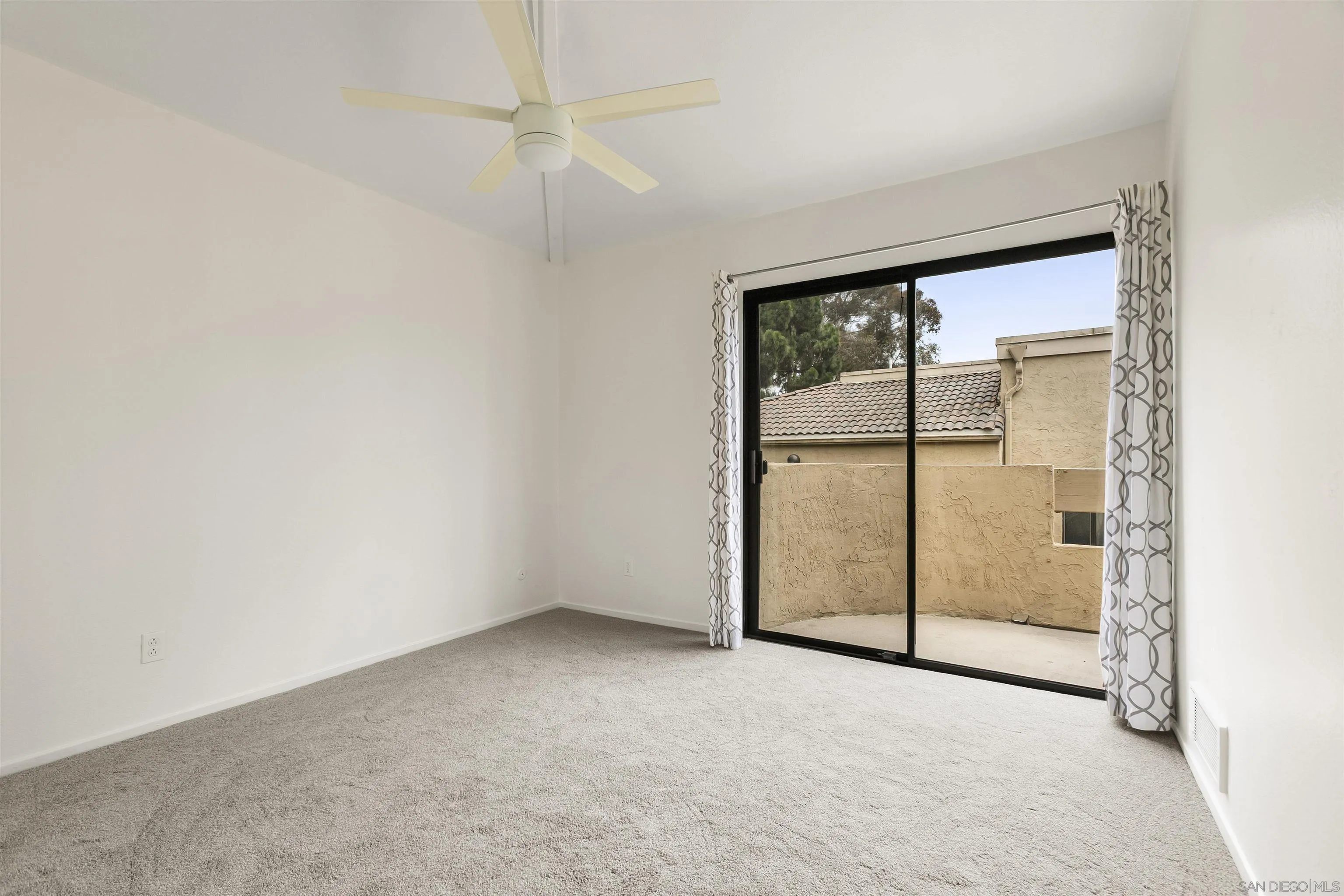 Photo #15: 260015083 Listing: Photo #15