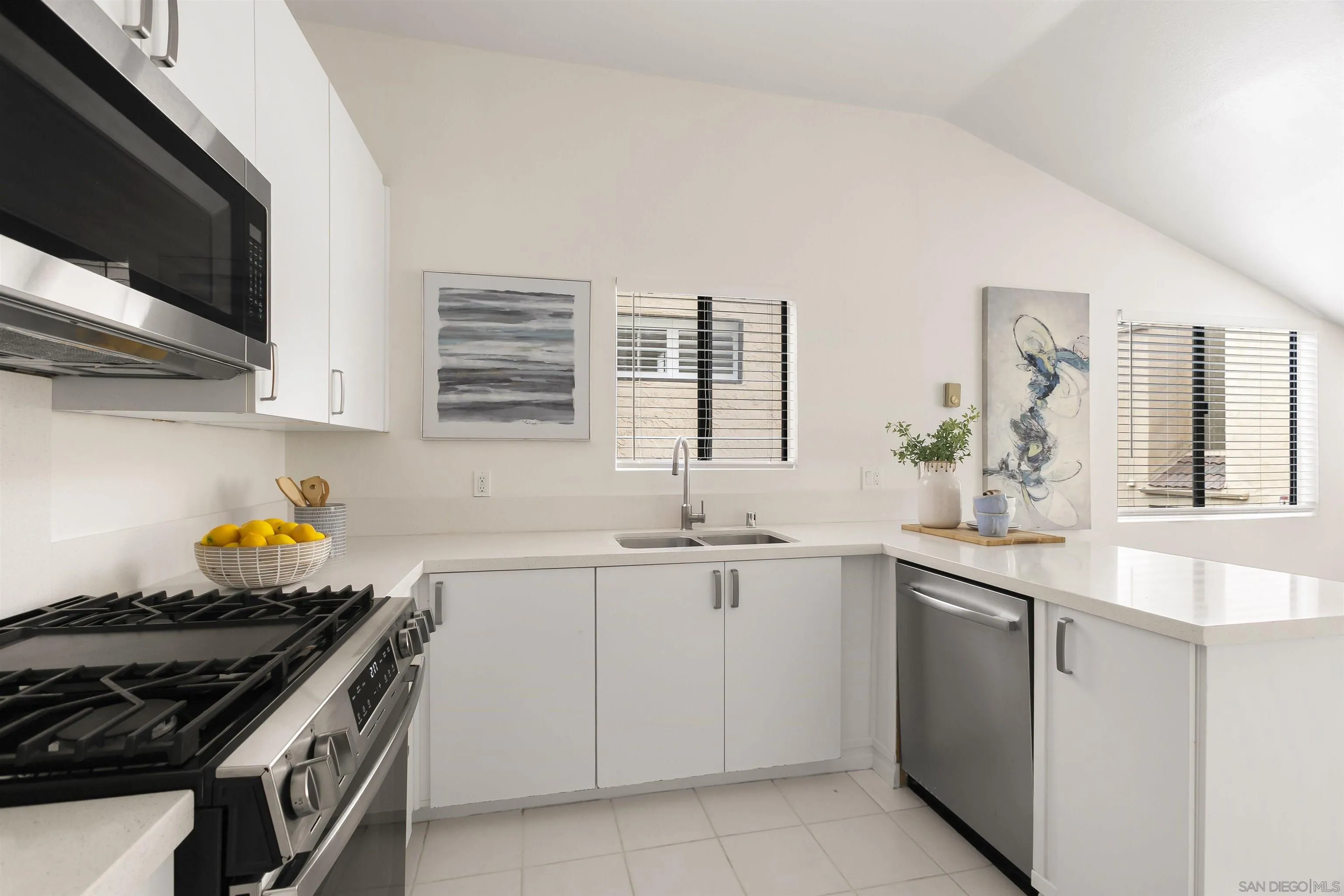 Photo #11: 260015083 Listing: Photo #11