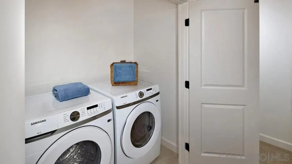 https://cdn.realtyfeed.com/cdn/127/260015084/5b3bf12ded2c05dce7217848e9a442a6.webp