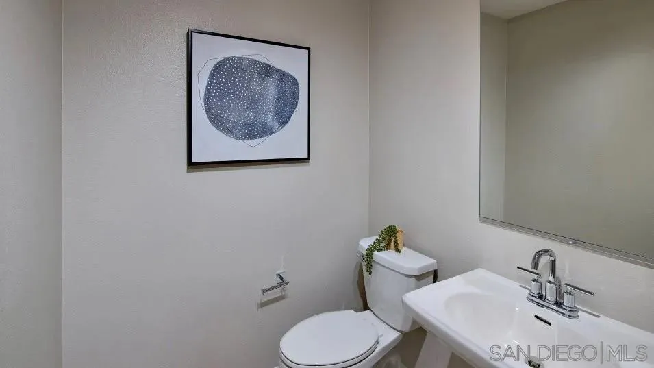 https://cdn.realtyfeed.com/cdn/127/260015084/8966aa7f35bb7cb97b3acef4d49e8972.webp