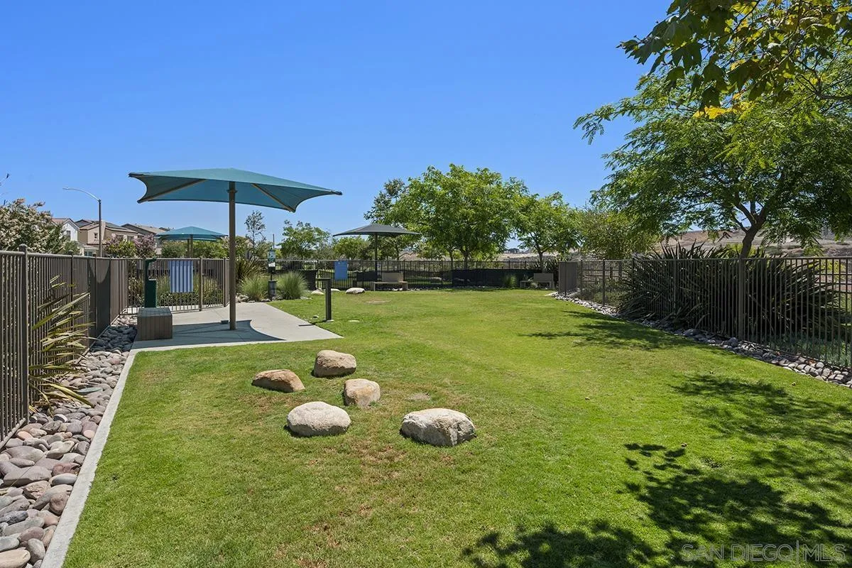 https://cdn.realtyfeed.com/cdn/127/260015091/4dfaedba645d3f2f779c3cca39281c39.webp