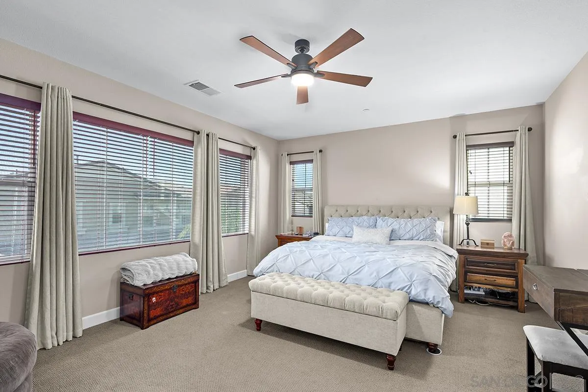 https://cdn.realtyfeed.com/cdn/127/260015091/75c15d8f0f52298e6685733ffab7acbc.webp
