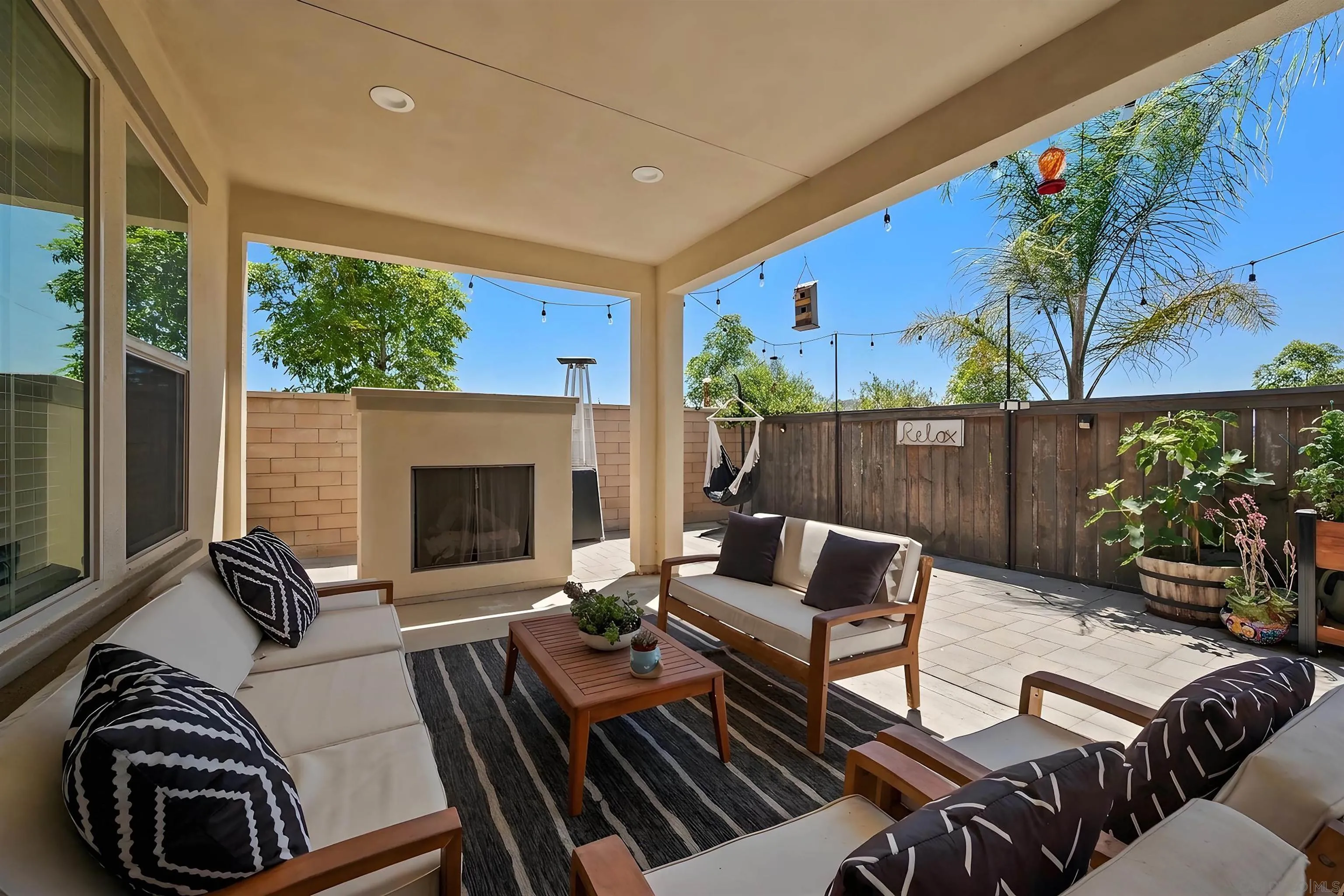 https://cdn.realtyfeed.com/cdn/127/260015091/9d148e1045cc9689ab352b0458e3e44c.webp