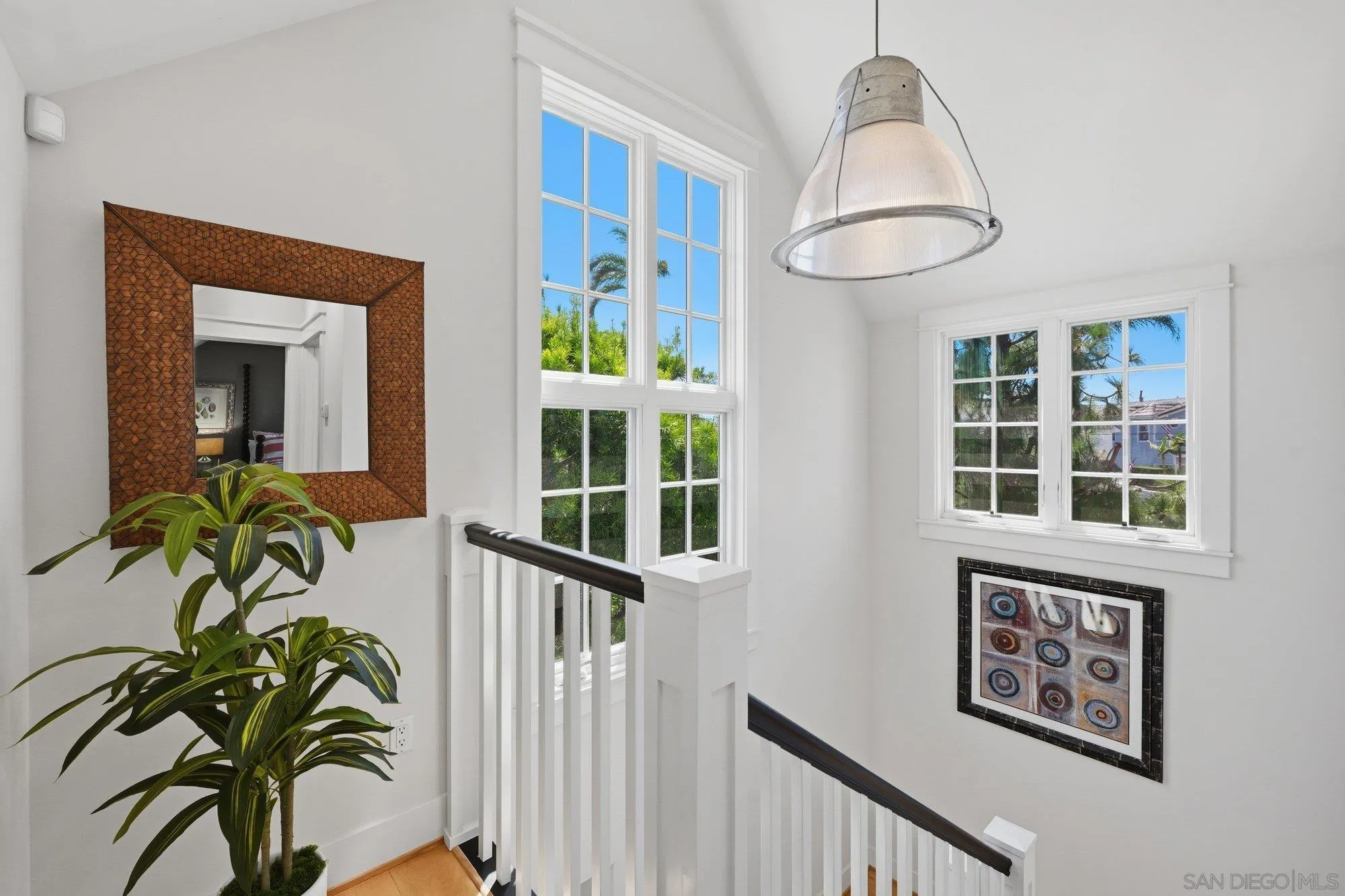 https://cdn.realtyfeed.com/cdn/127/260015098/0b825ac327ea67e31ae3b183af555bd4.webp