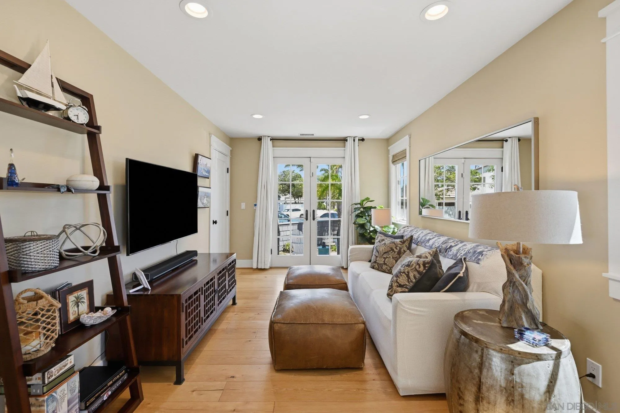 https://cdn.realtyfeed.com/cdn/127/260015098/53026c90cf0b3e8d156890b03ce8a7bf.webp
