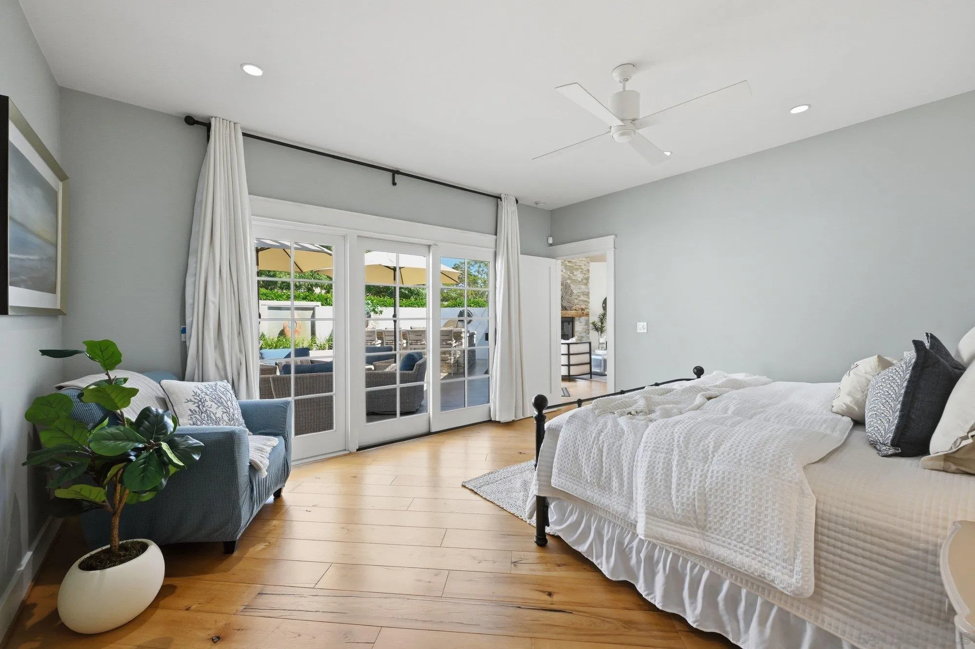 https://cdn.realtyfeed.com/cdn/127/260015098/8628f50c8788edf4b97612af4a77f490.webp