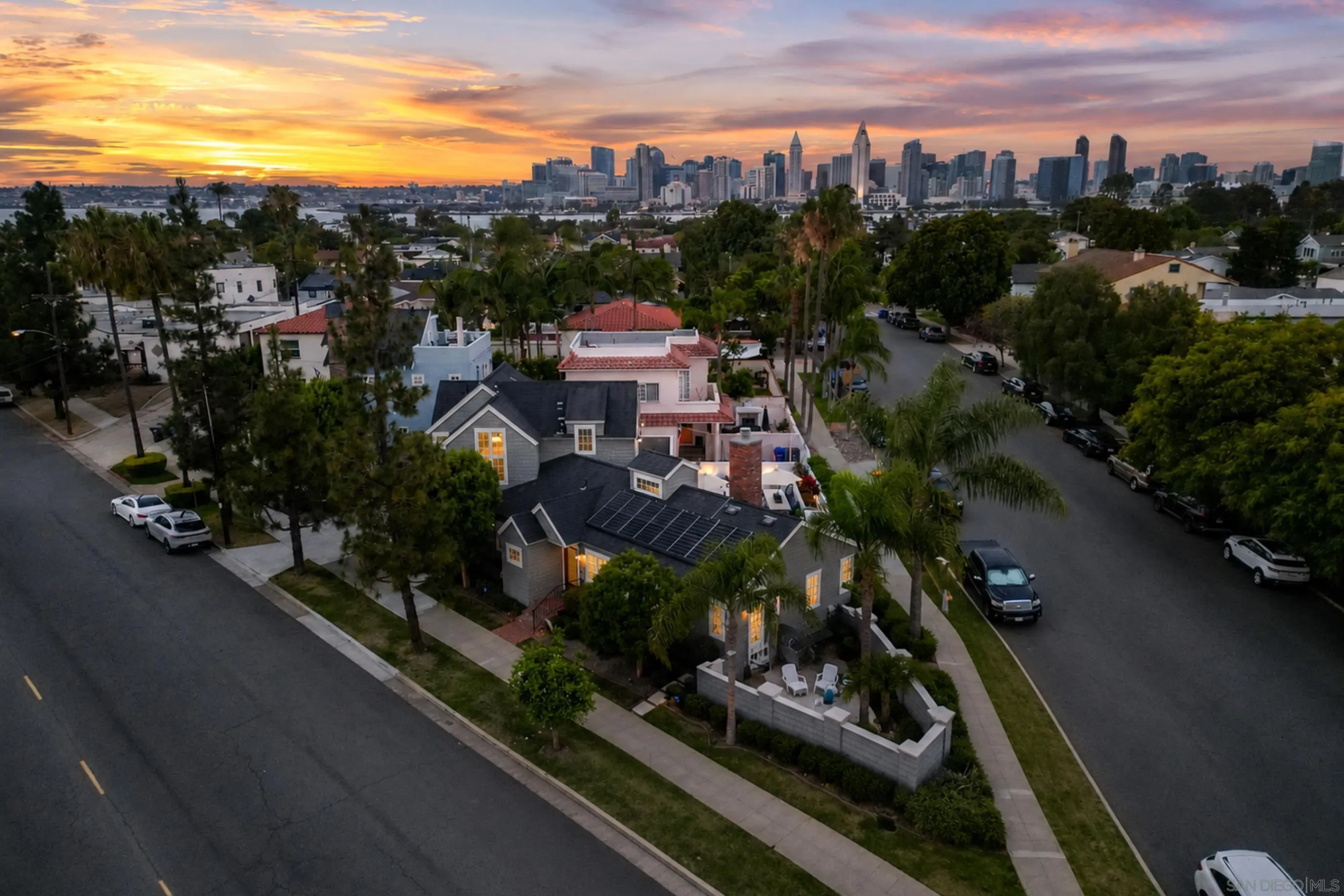 https://cdn.realtyfeed.com/cdn/127/260015098/9ac270f5c9681d7d636f8f754a0b3bb8.webp