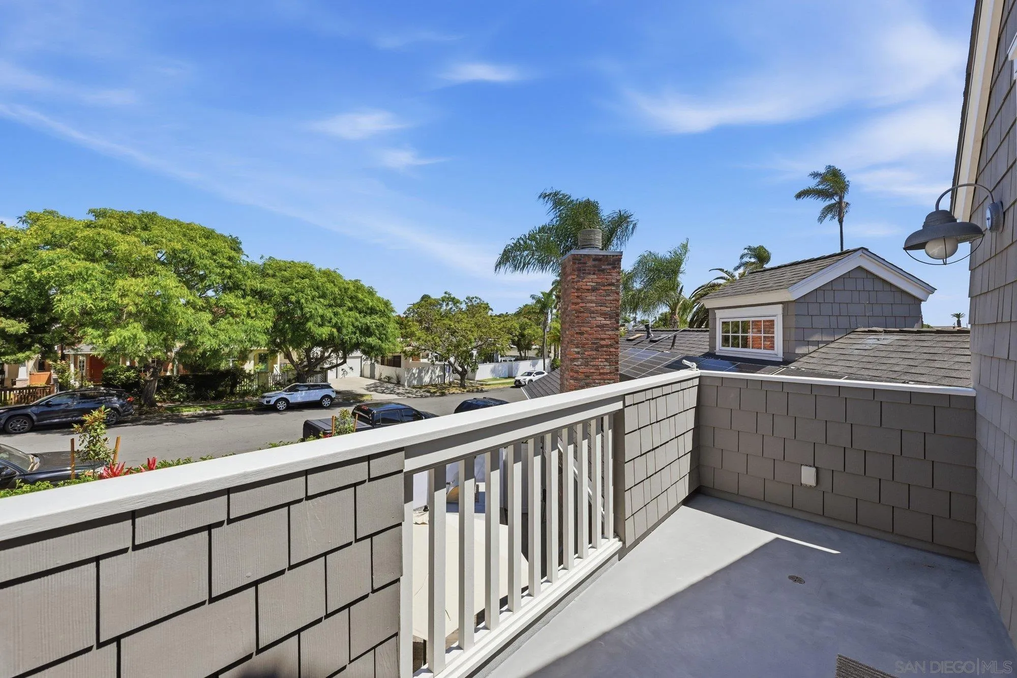 https://cdn.realtyfeed.com/cdn/127/260015098/9cf79c2b9ad2f347d980a12e02e7d2a5.webp