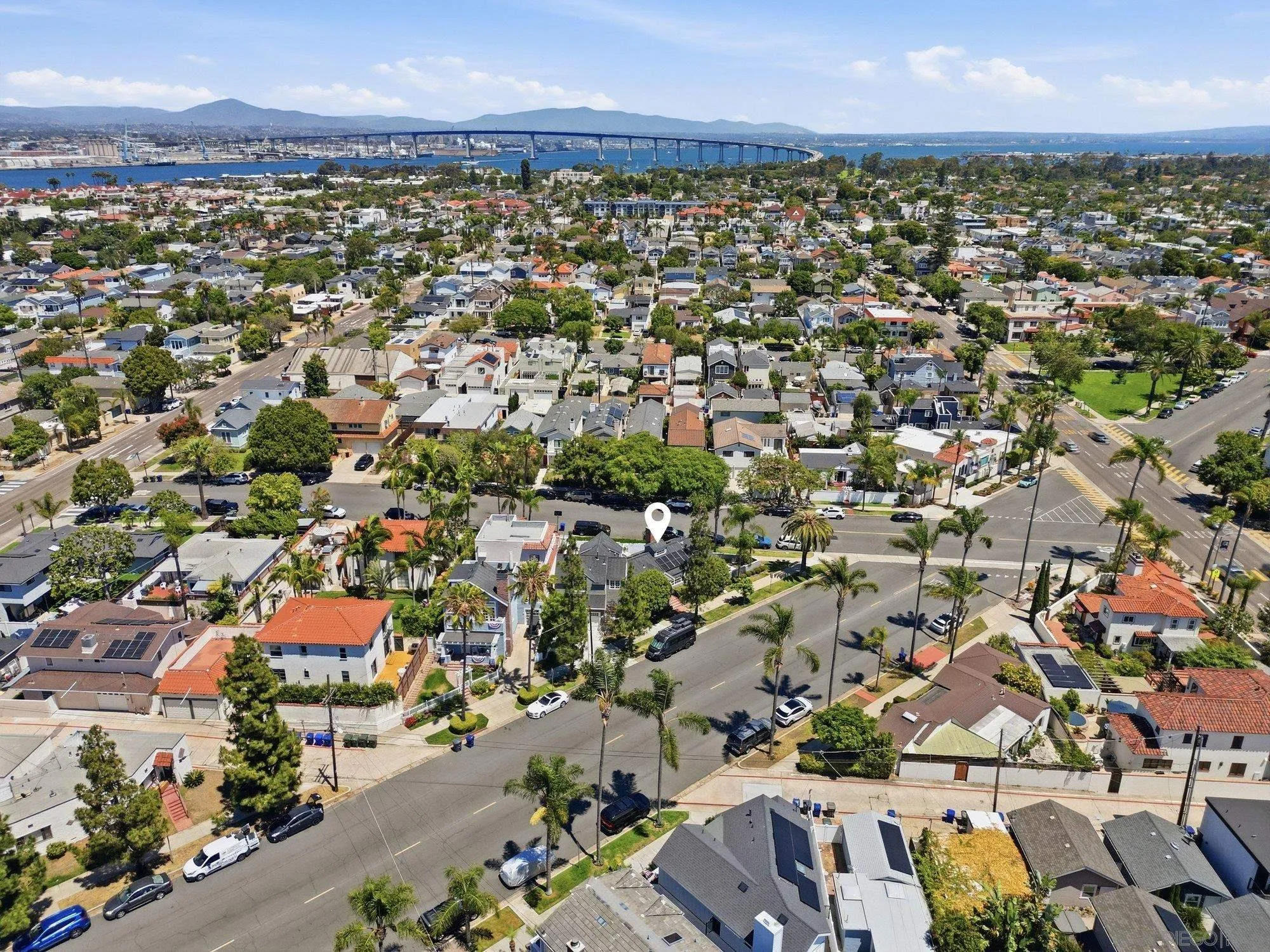 https://cdn.realtyfeed.com/cdn/127/260015098/c3e820c4e98869fef032be02d2eb9474.webp