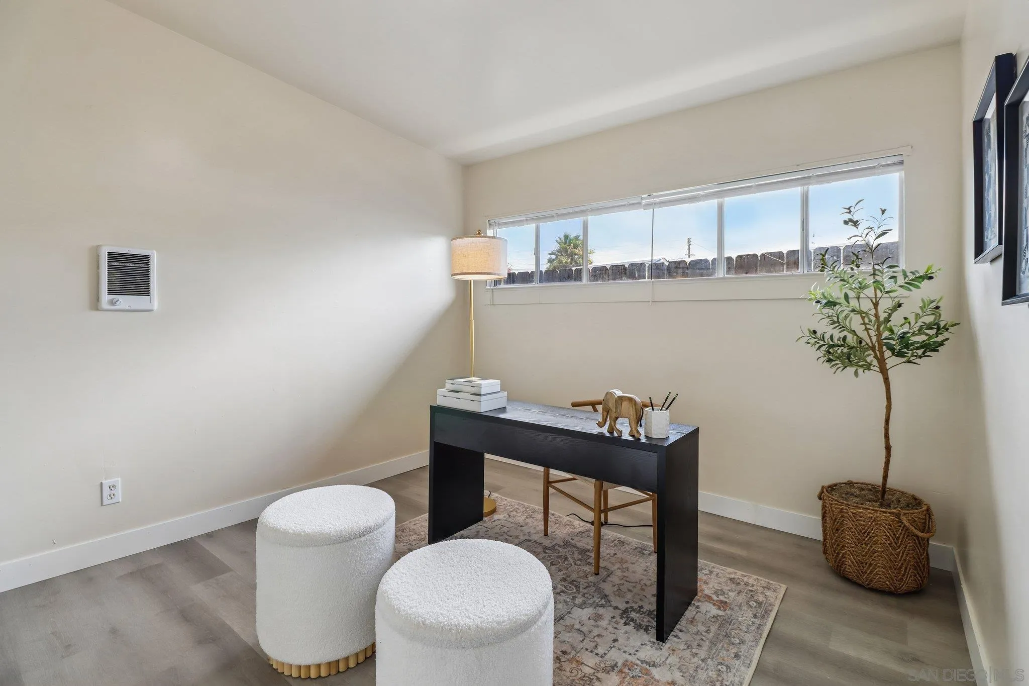 https://cdn.realtyfeed.com/cdn/127/260015099/401d1460a6480f709d8ed6735e83f458.webp