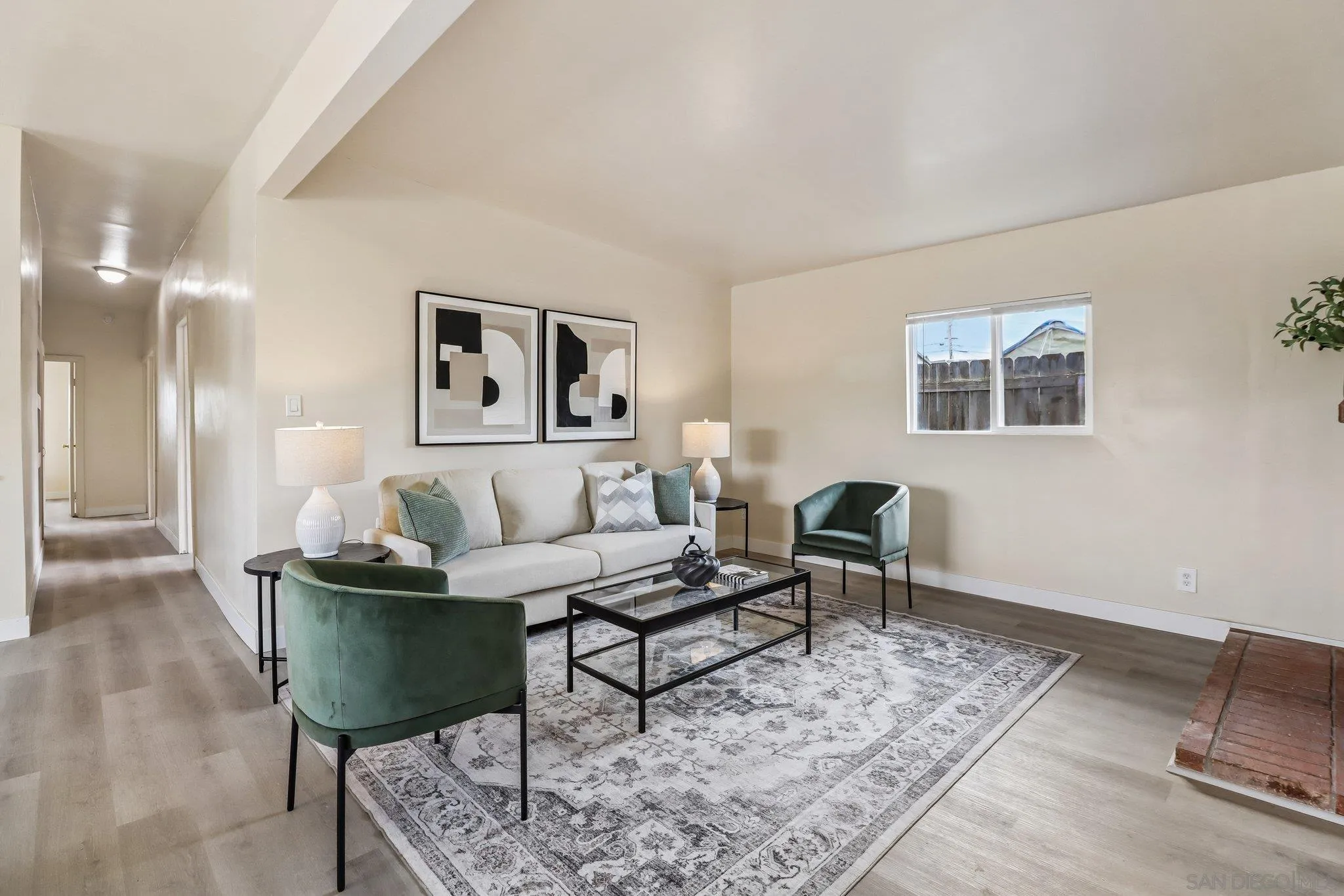 https://cdn.realtyfeed.com/cdn/127/260015099/46ea749207aa71e3ef3f8f389c6cf5be.webp