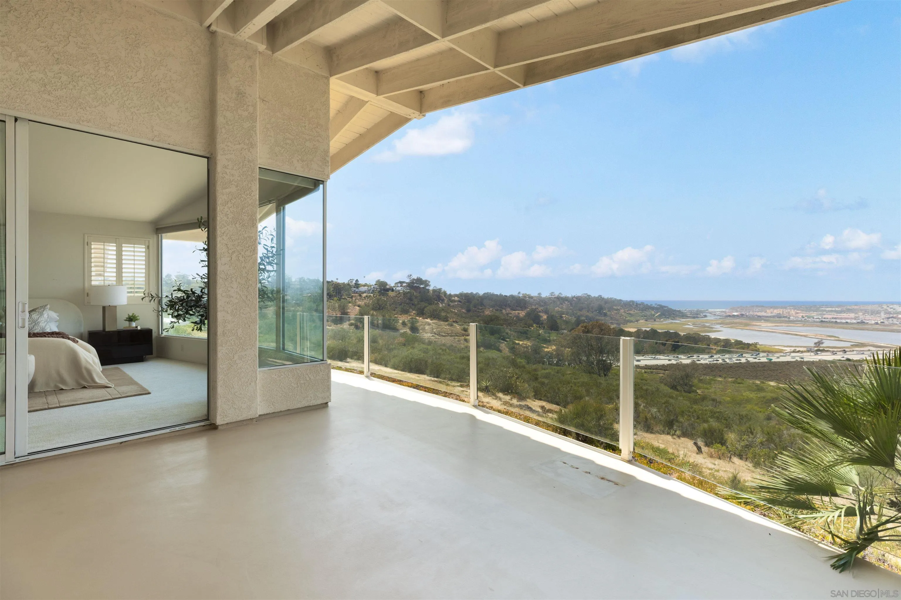 https://cdn.realtyfeed.com/cdn/127/260015103/106e5e1e99a0539b8e6d18ece300babf.webp