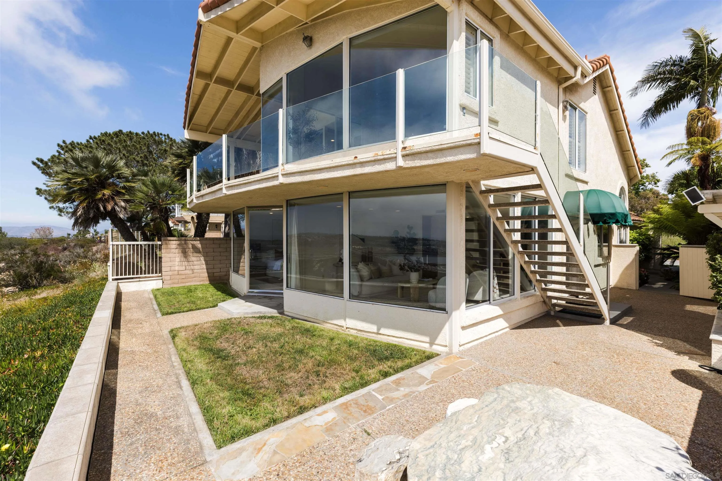 https://cdn.realtyfeed.com/cdn/127/260015103/40e2fc349d37b6fc690f5233f88aa04e.webp