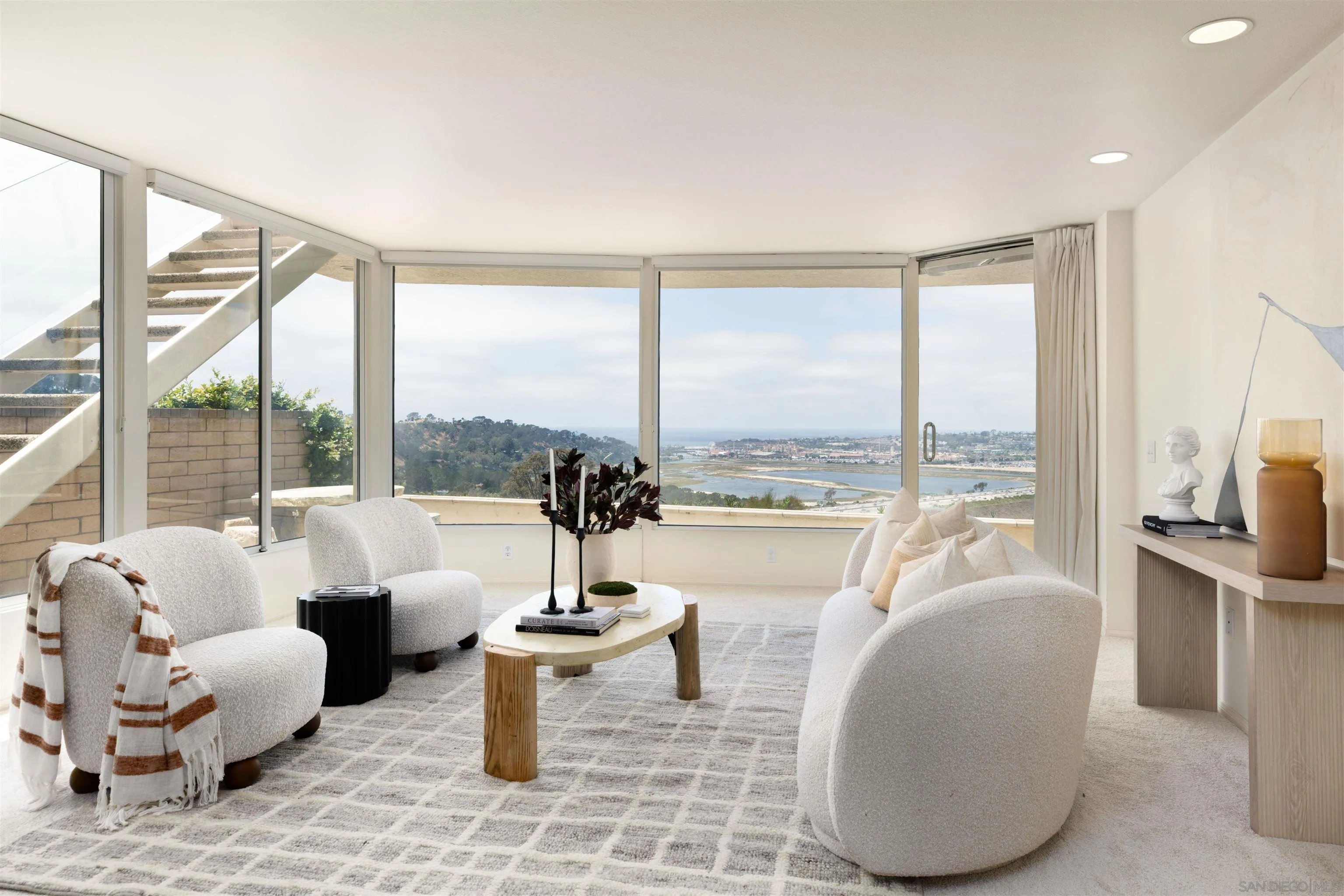 https://cdn.realtyfeed.com/cdn/127/260015103/5e397cab923b9cb36450a630e1820891.webp