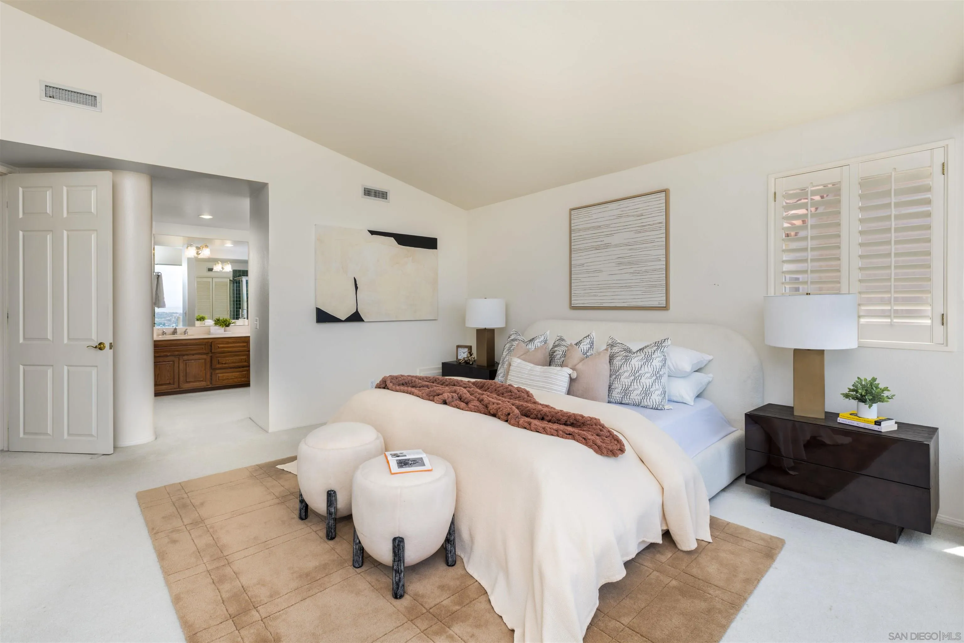 https://cdn.realtyfeed.com/cdn/127/260015103/b3275ad22c8751e9b341e1fef6a177f3.webp