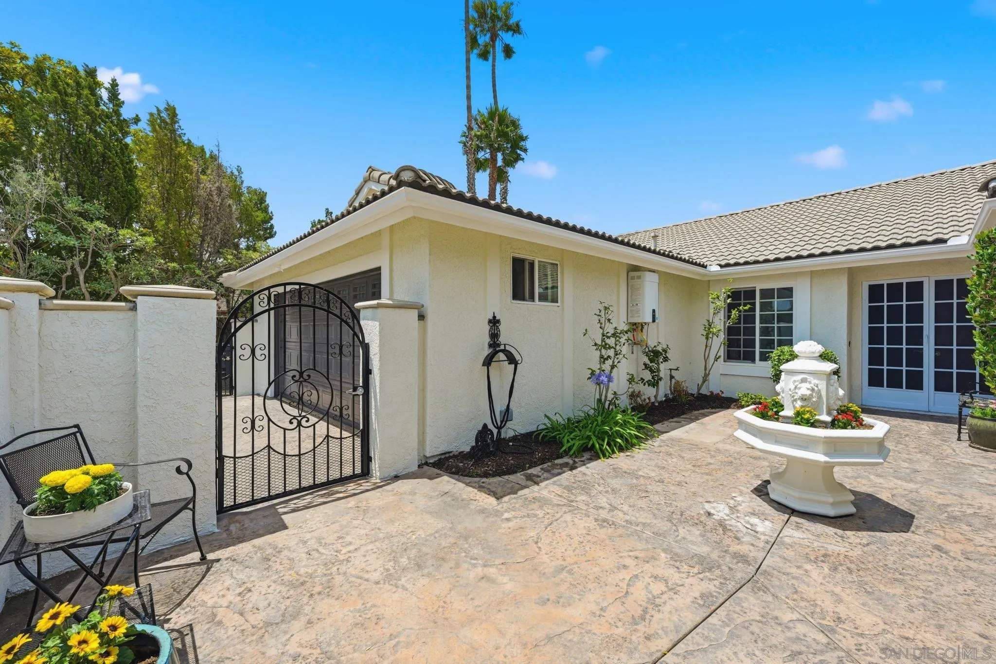 https://cdn.realtyfeed.com/cdn/127/260015106/b53ffc0b550aa7d21e22882ea893e024.webp