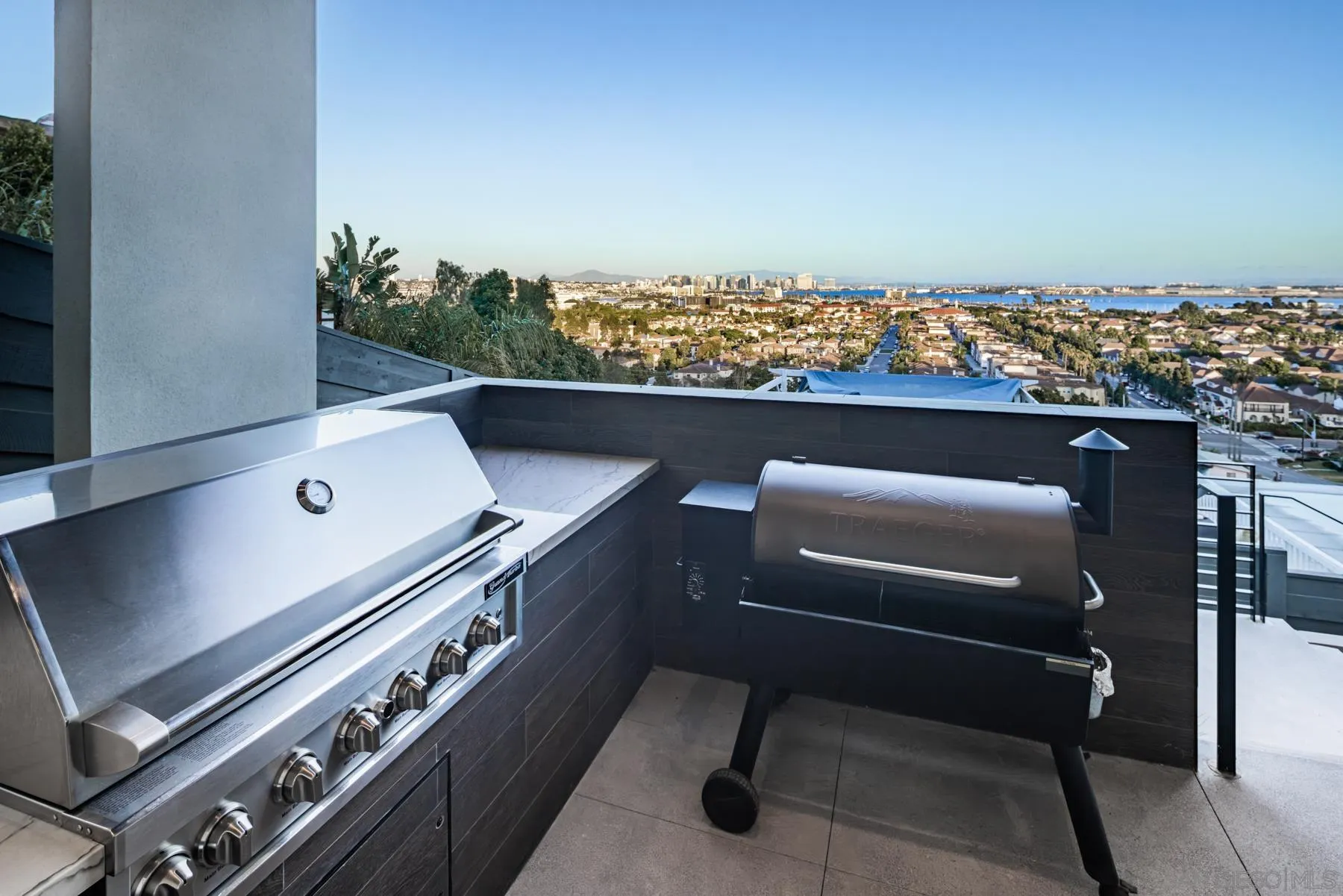 https://cdn.realtyfeed.com/cdn/127/260015108/1a0bbb929287537ce4274d4c62e51bcb.webp