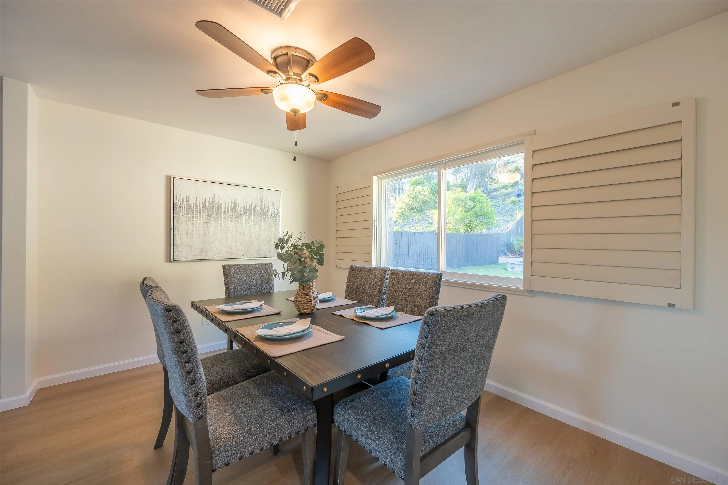 https://cdn.realtyfeed.com/cdn/127/260015109/b4c0e194bff22d90169beb6f62b42d44.webp
