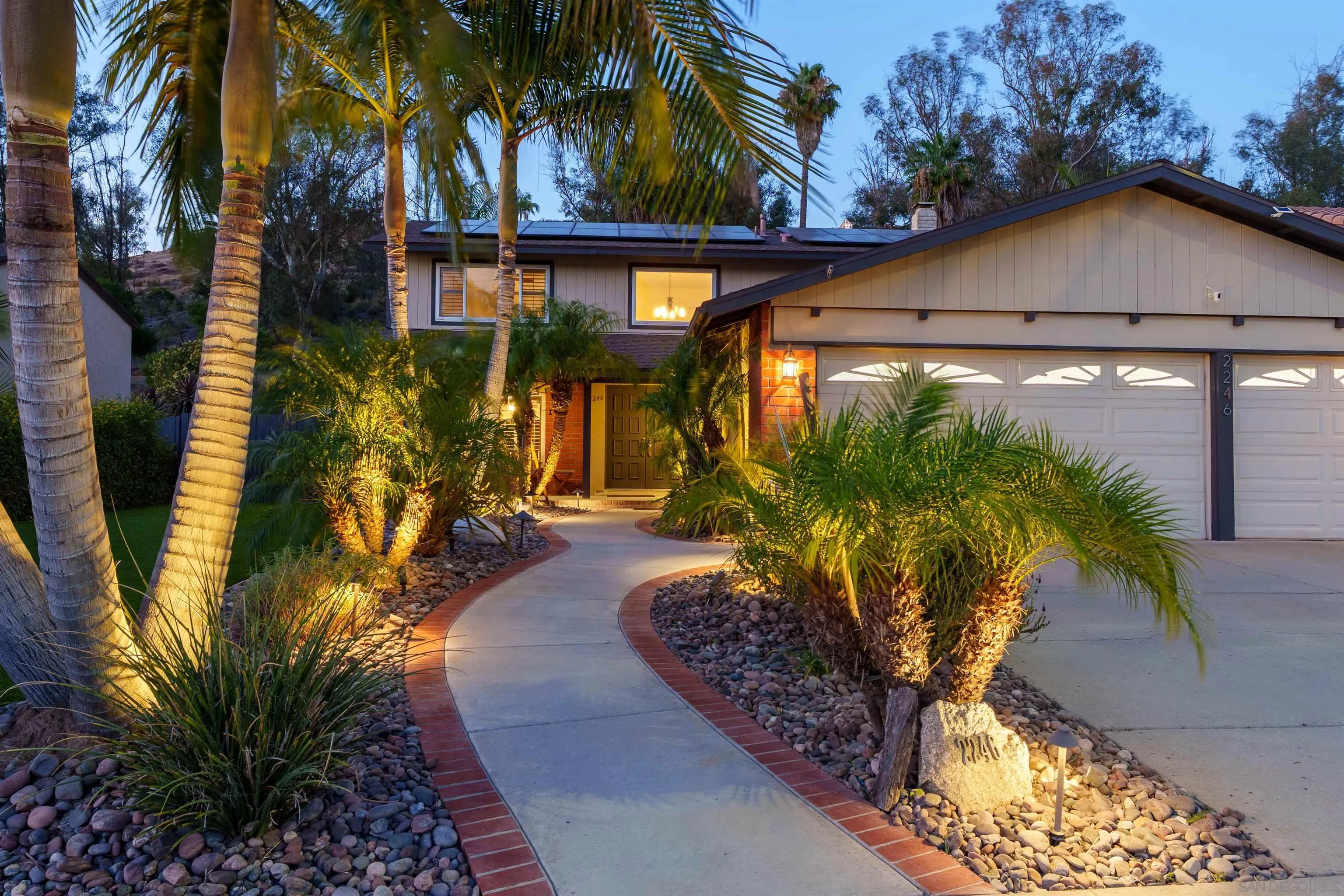 https://cdn.realtyfeed.com/cdn/127/260015109/b93bcdaa7bb2b1592f6bcd07aef57f6f.webp