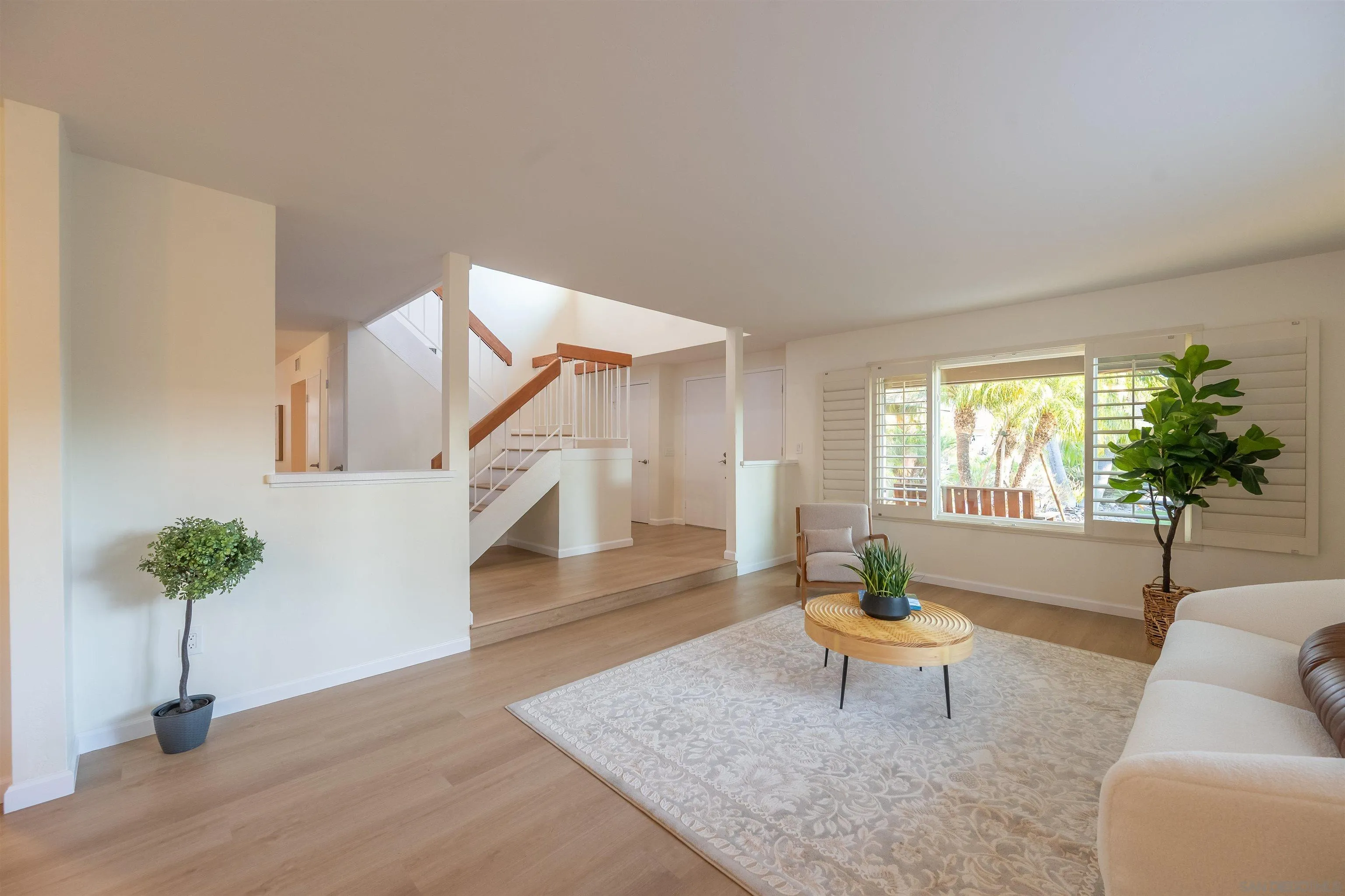 https://cdn.realtyfeed.com/cdn/127/260015109/f2332dc31cff77de92f68b3cbd789a79.webp