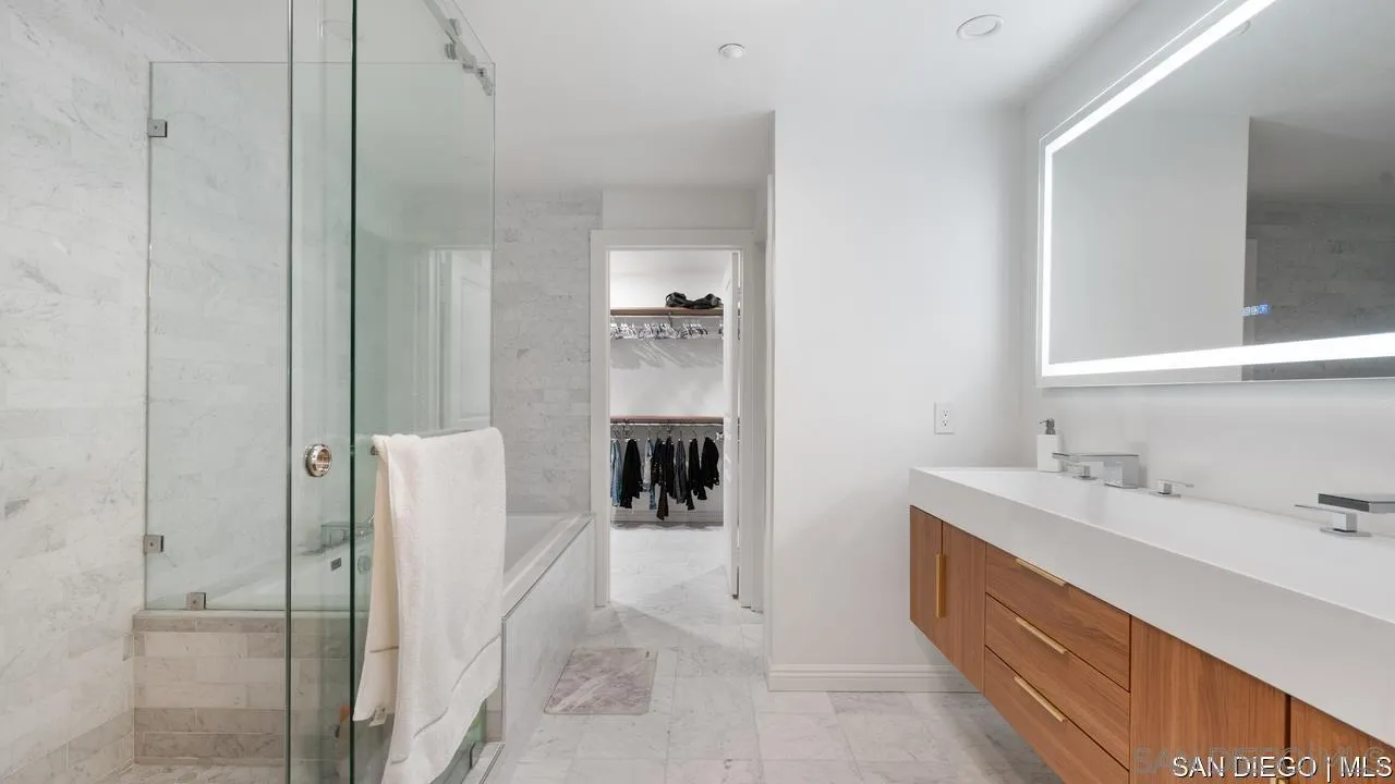 Photo #14: 260015112 Listing: Photo #14
