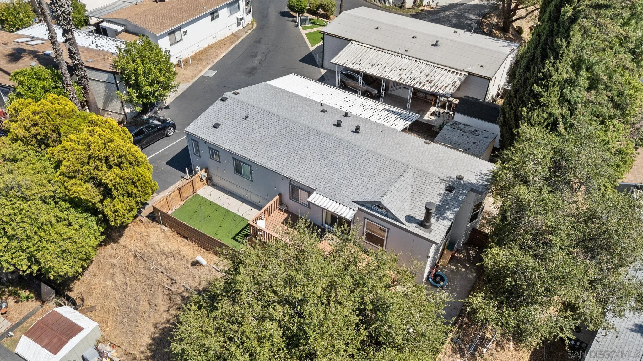 https://cdn.realtyfeed.com/cdn/127/260015113/a0c9e1de534b2483e60f8c064666607c.webp