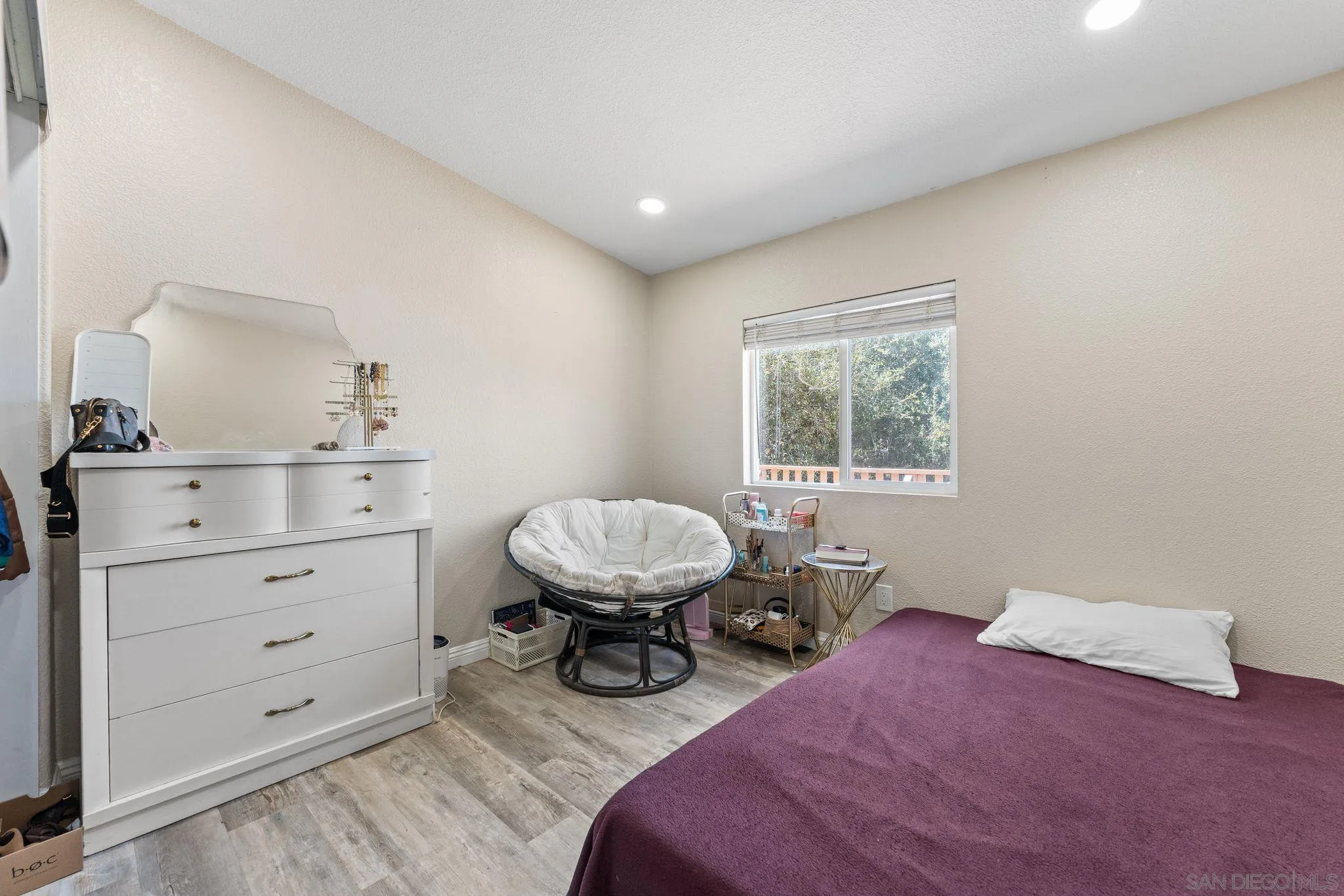https://cdn.realtyfeed.com/cdn/127/260015113/ba365287dc7c4dfb8d66239e6ce5b8e7.webp
