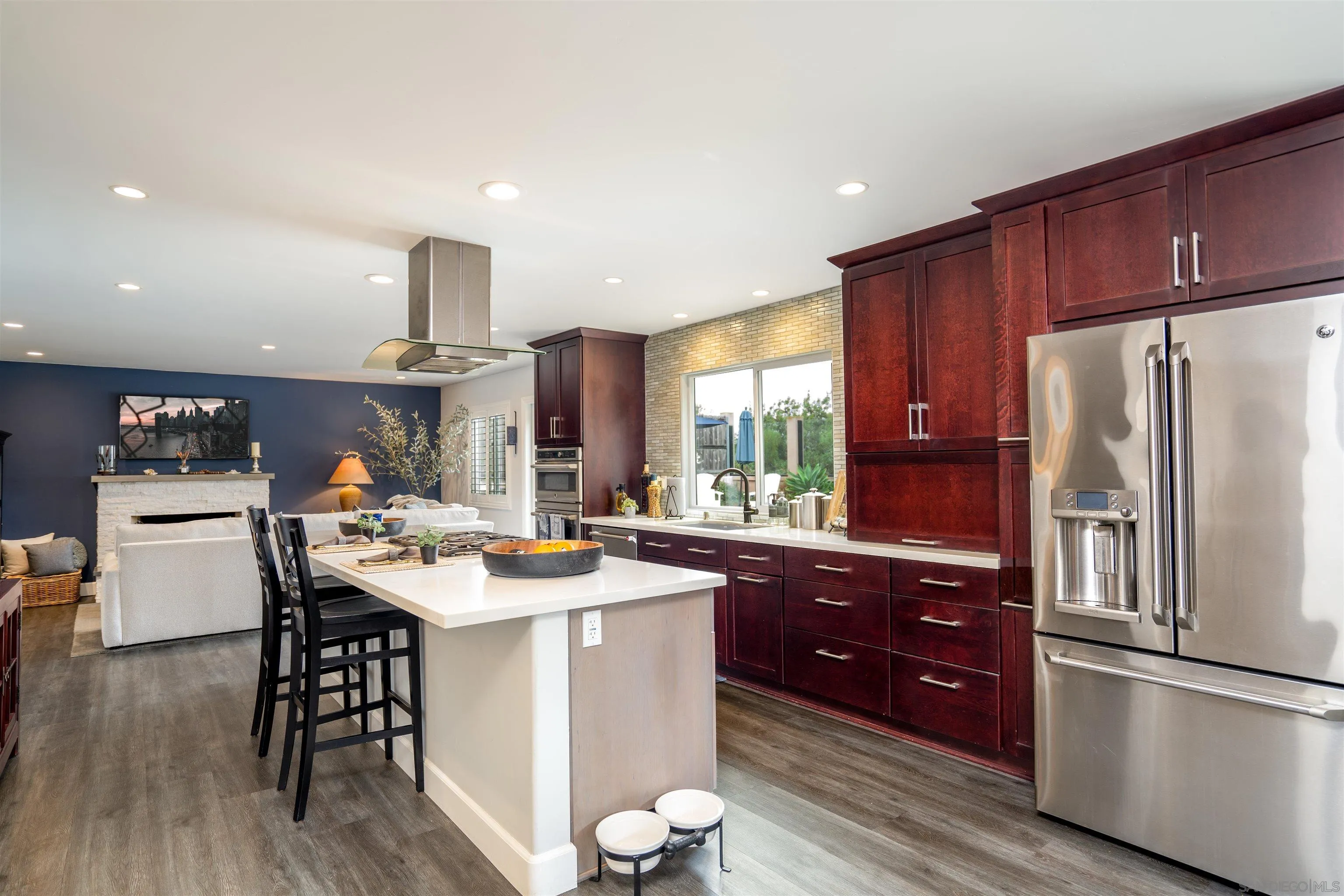 https://cdn.realtyfeed.com/cdn/127/260015114/7a25741bfefa145504c2b688868db19e.webp
