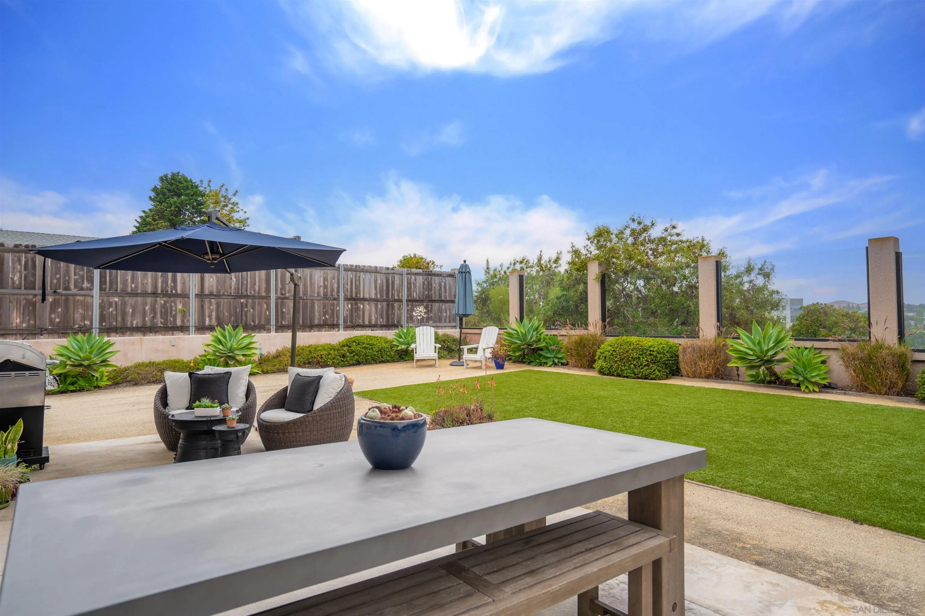 https://cdn.realtyfeed.com/cdn/127/260015114/7ee55fca927d60f00d09a8410f8dcc79.webp