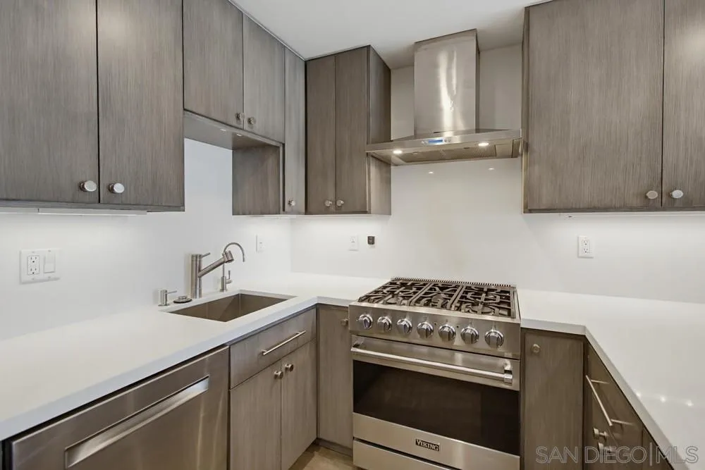 Photo #17: 260015116 Listing: Photo #17