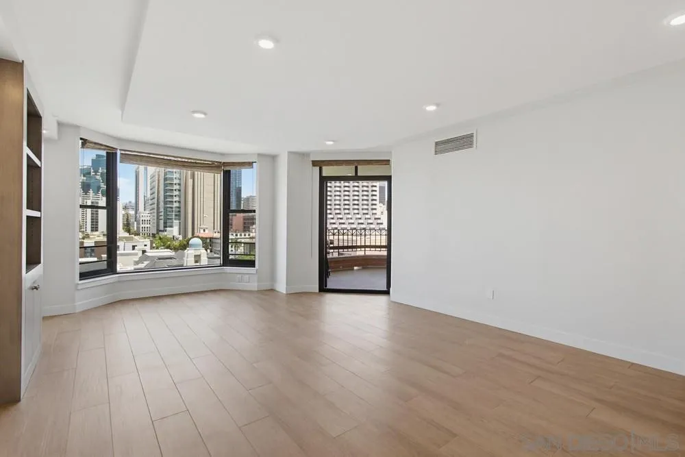 Photo #7: 260015116 Listing: Photo #7