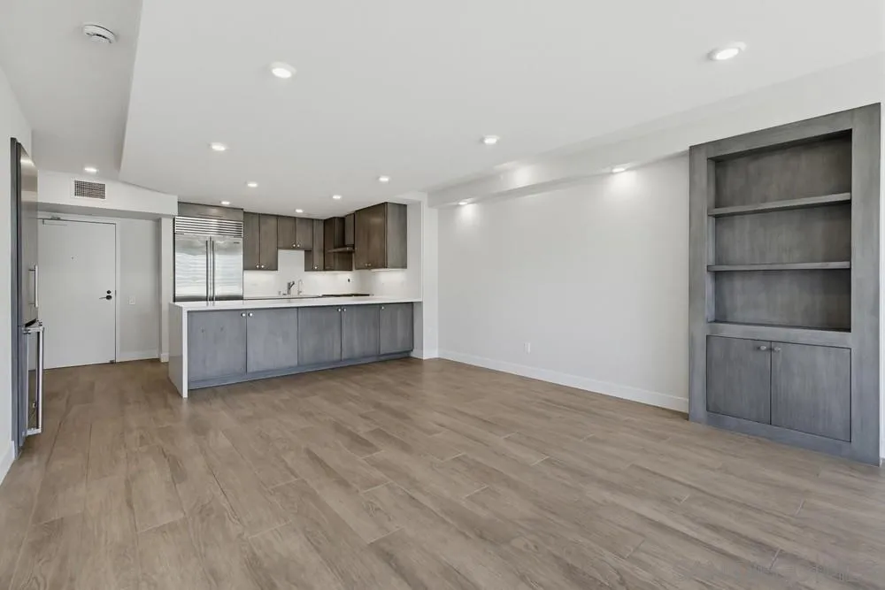 Photo #5: 260015116 Listing: Photo #5